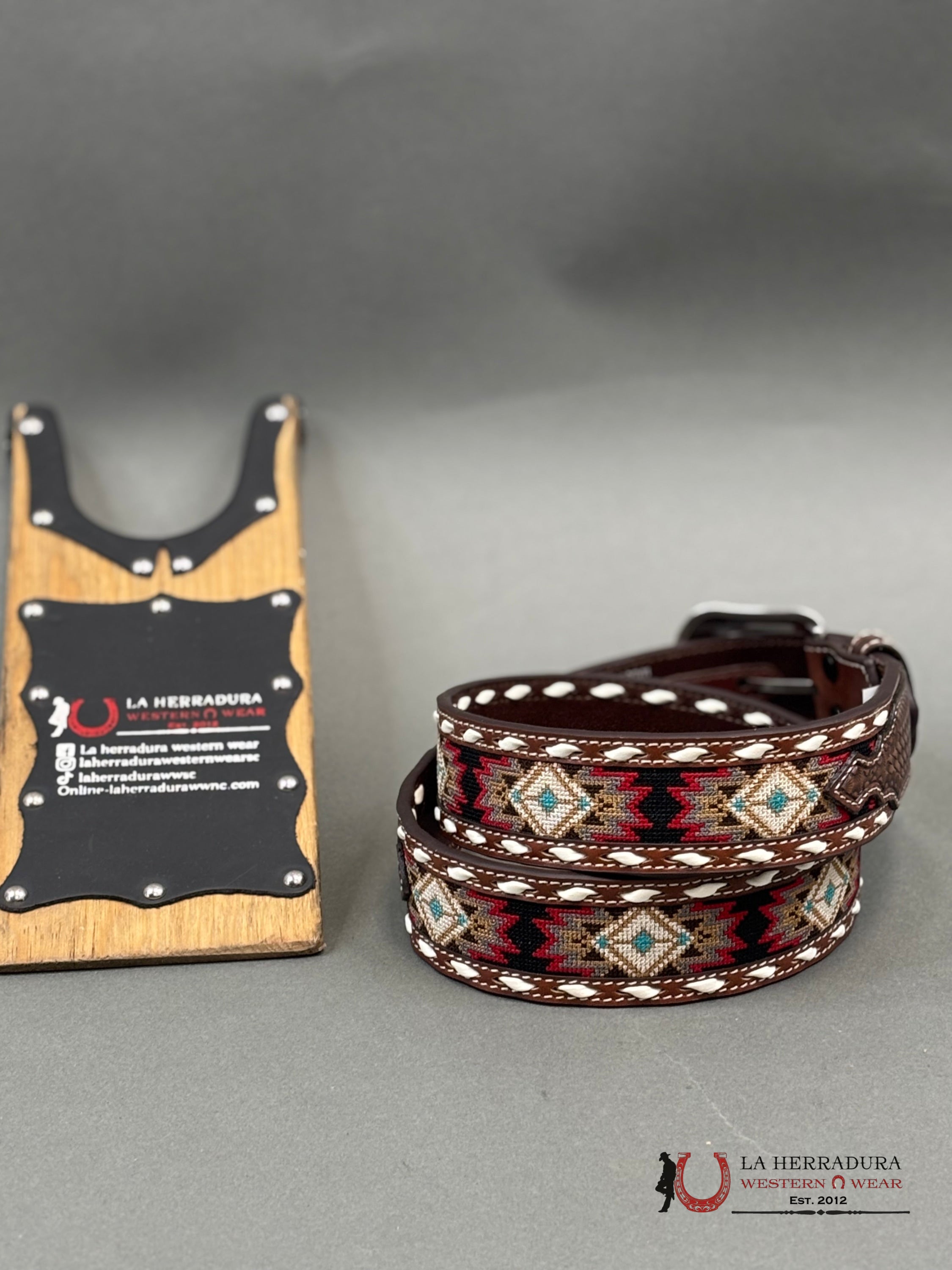 3D Belt Company Cinturón Aztec Stitched Red Balck White Detail Cinturones Hombres