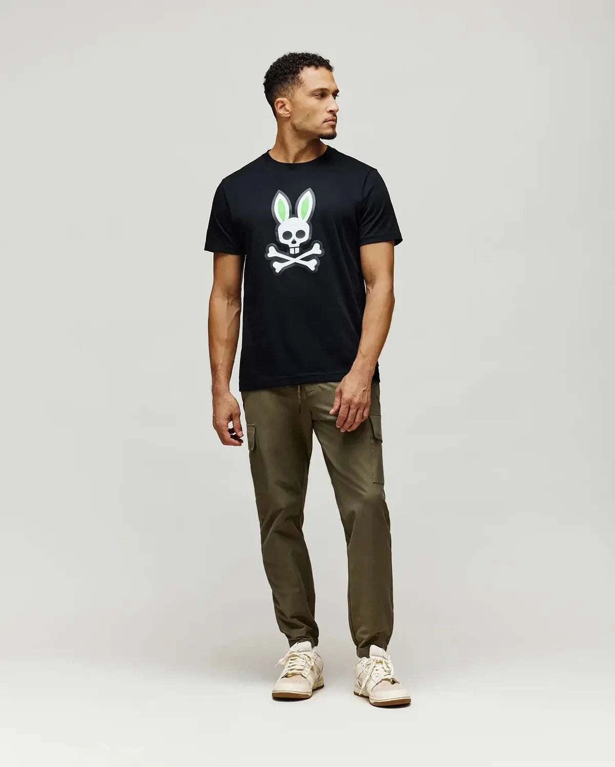 PSYCHO BUNNY REX GRAPHIC TEE BLACK & GREEN - MT0200324 Laherradurawwnc.com