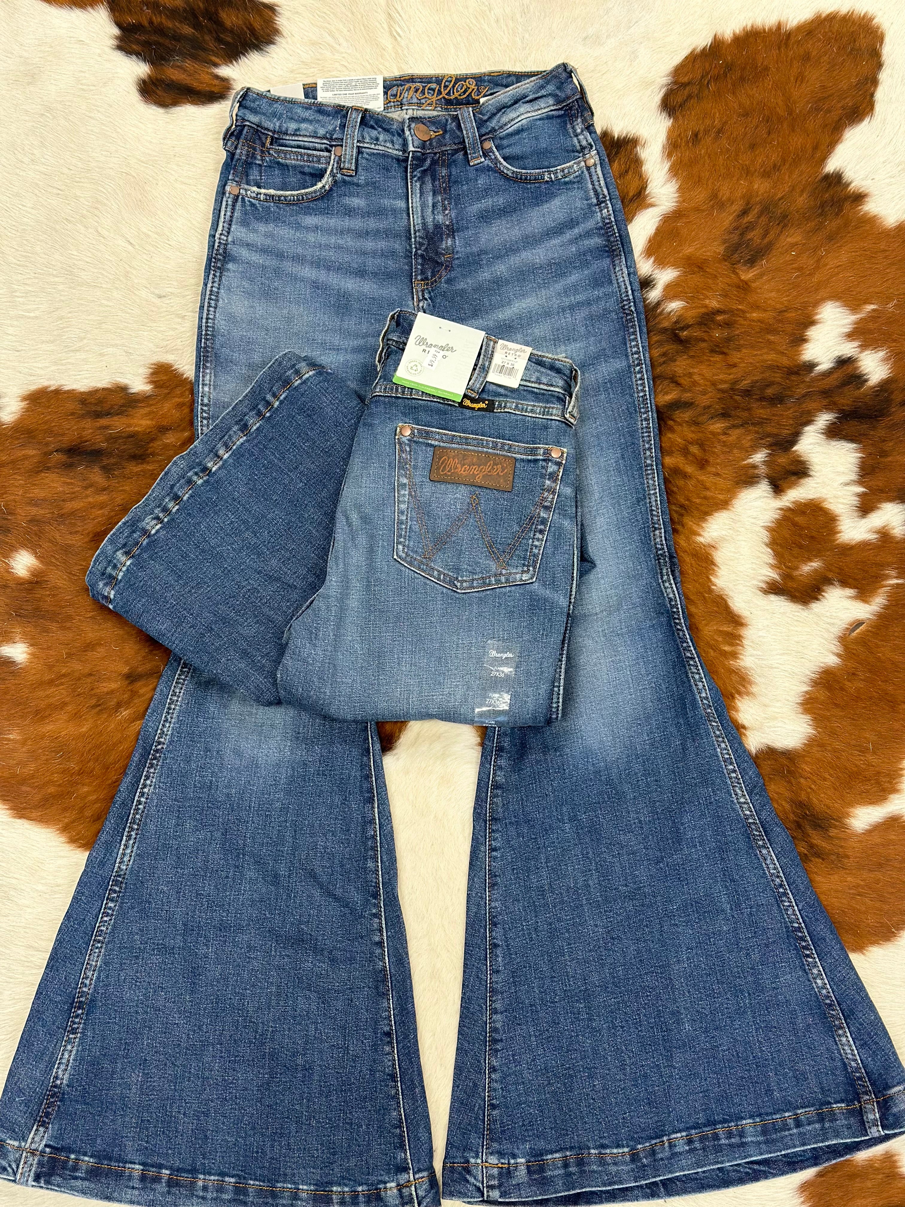 WOMENS WRANGLER CLASSIC BLUE FLARE JEAN