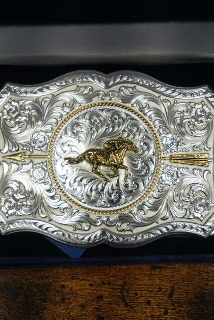 MONTANA SILVERSMITH YOUR ARROW WITH RACEHORSE SILVER BELT BUCKLE