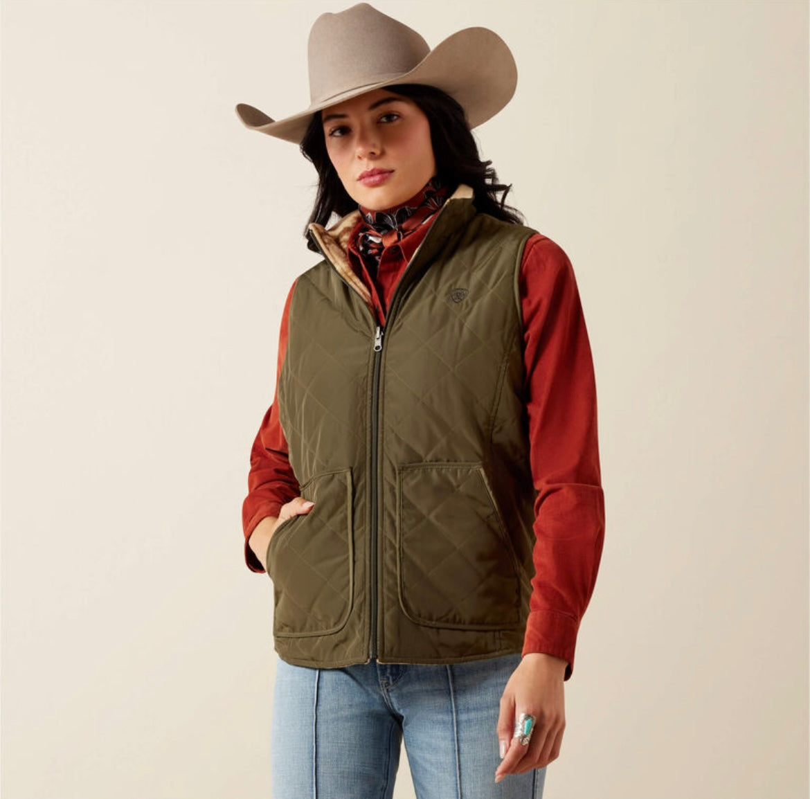 ARIAT WOMEN DILON VEST GREEN 10079319