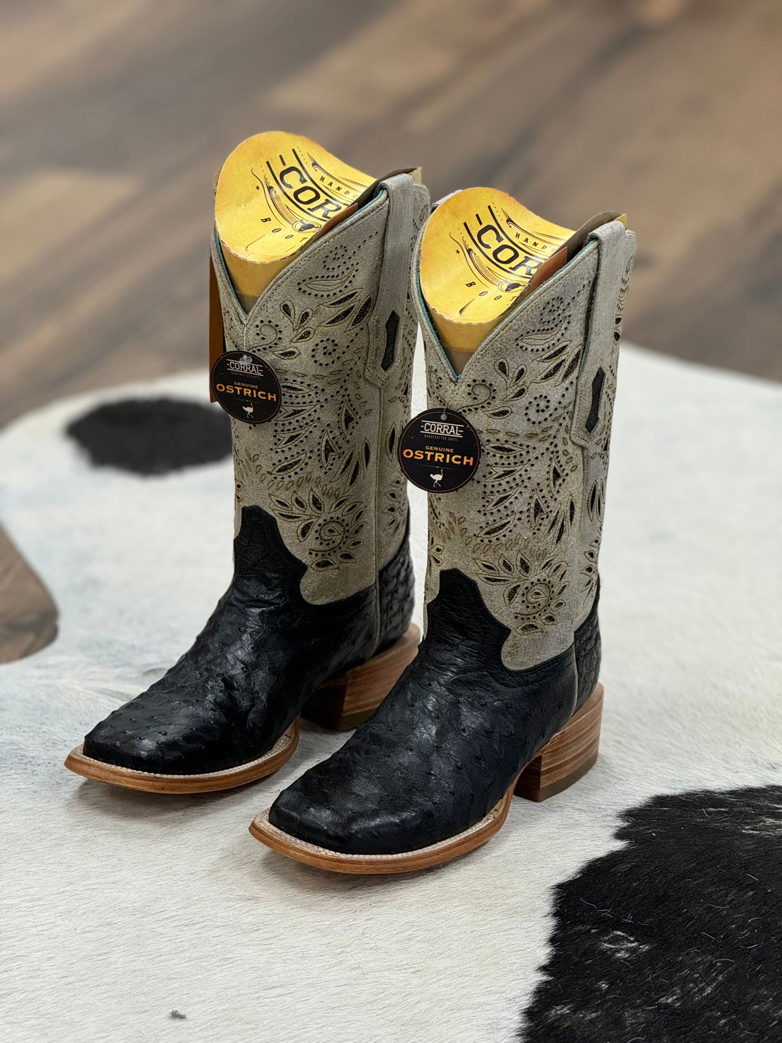 CORRAL WOMEN BLACK BONE OSTRICH EMBROIDERY & GLITTER BOOT