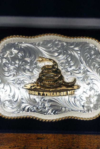 MONTANA SILVERSMITH BOLD SCALLOPED DON’T TREAD ON ME BUCKLE