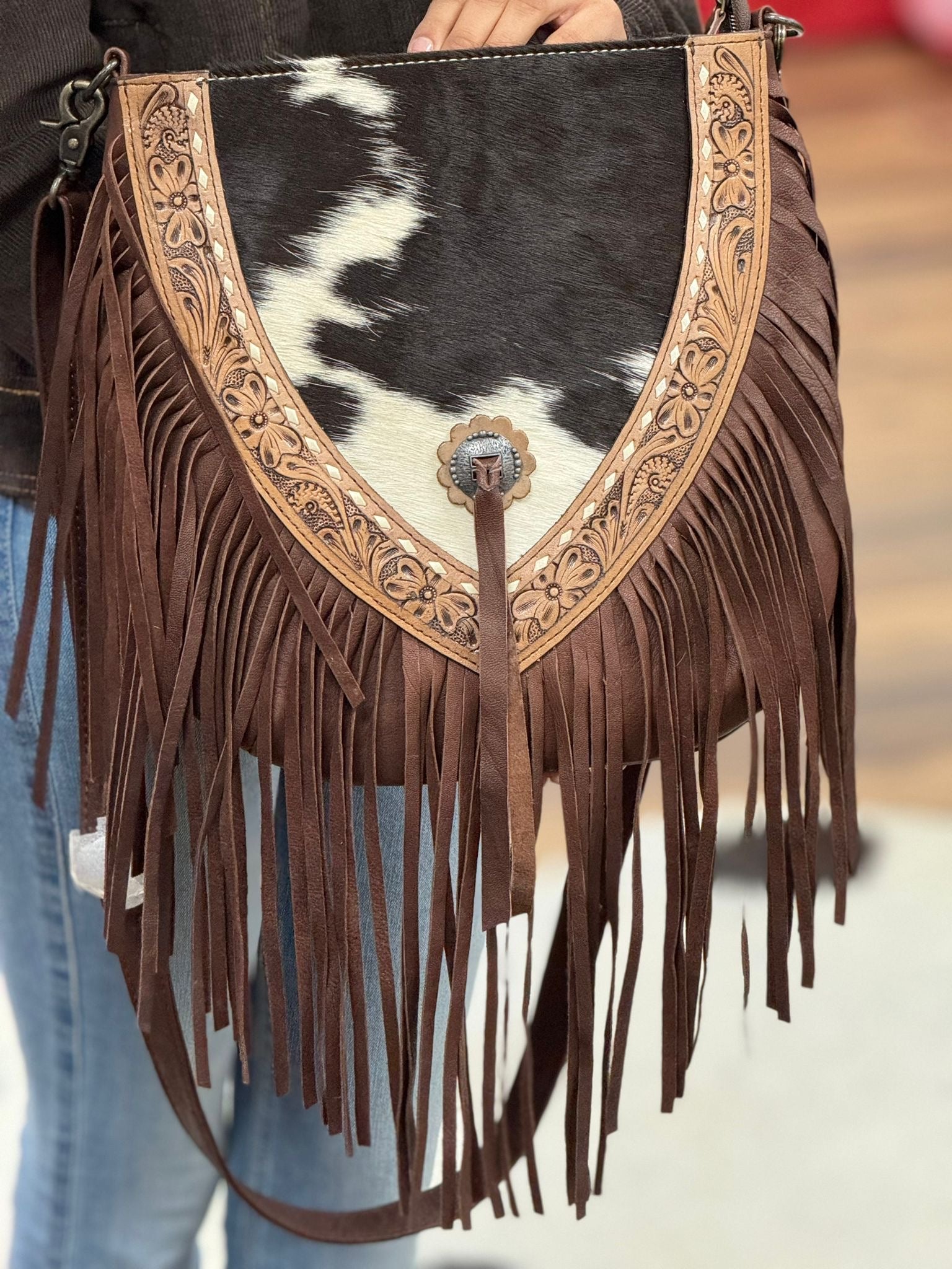 CROSSBODY BAG DARK BROWN HAND TOOLED BLACK & WHITE COWHIDE FRINGE