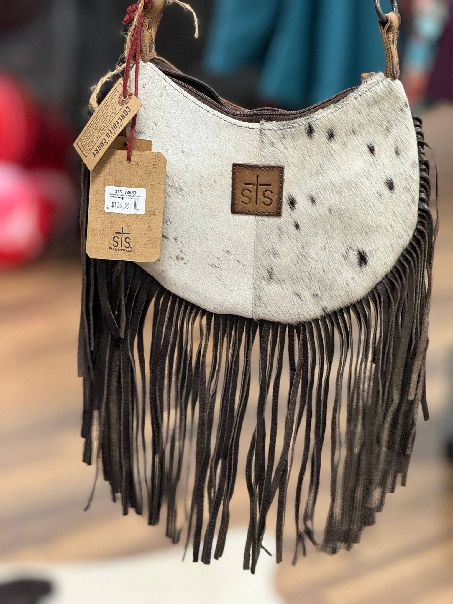 STS RANCHWEAR COWHIDE WHITE NELLIE FRINGE BAG