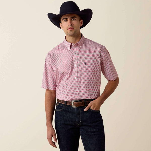 ARIAT CAMISA DE HOMBRE BOWMANSS ESTAMPADO DE TRIÁNGULOS ROJO HIBISCO 10073588