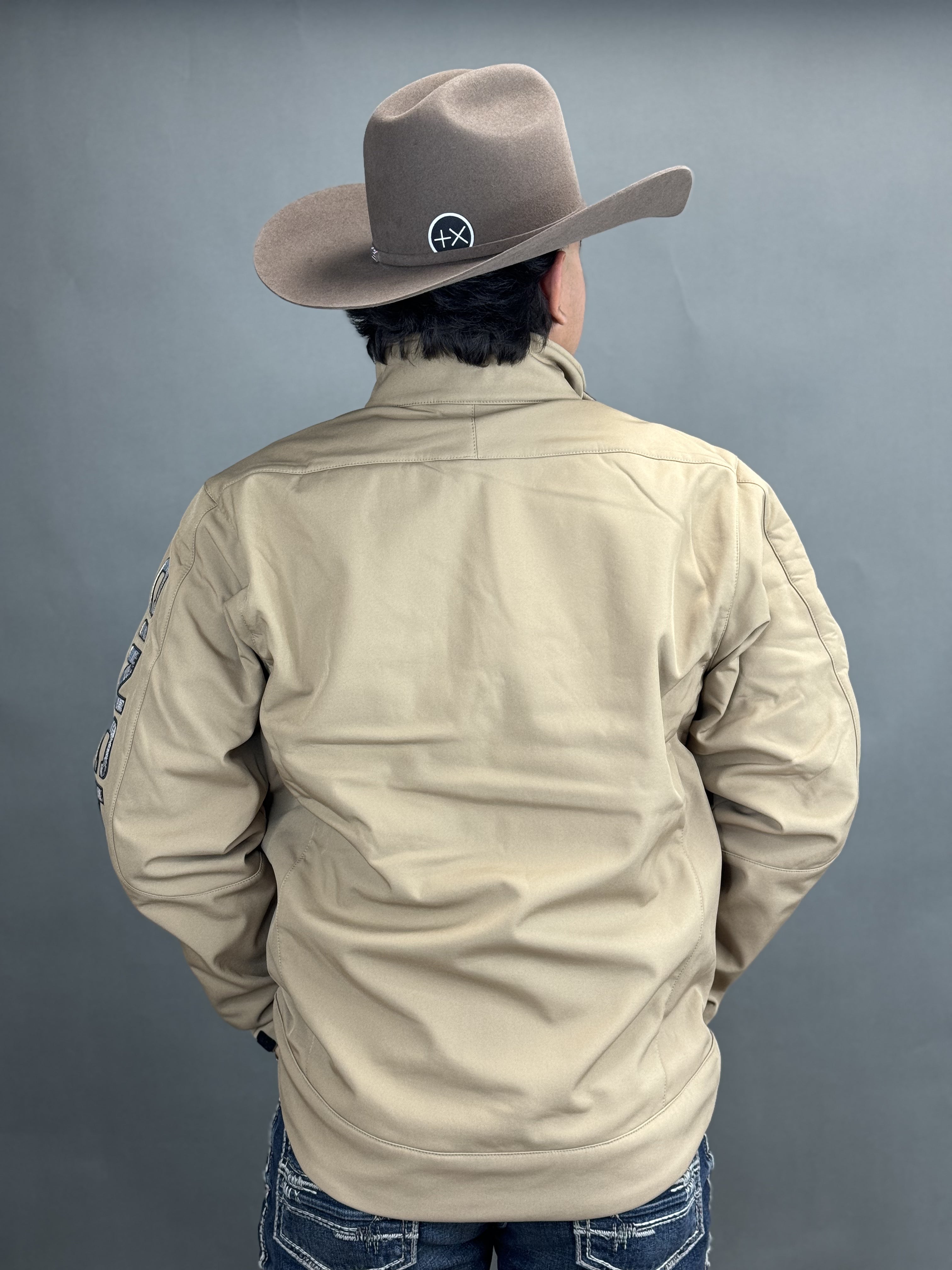 CINCH MENS Beige Classic team logo