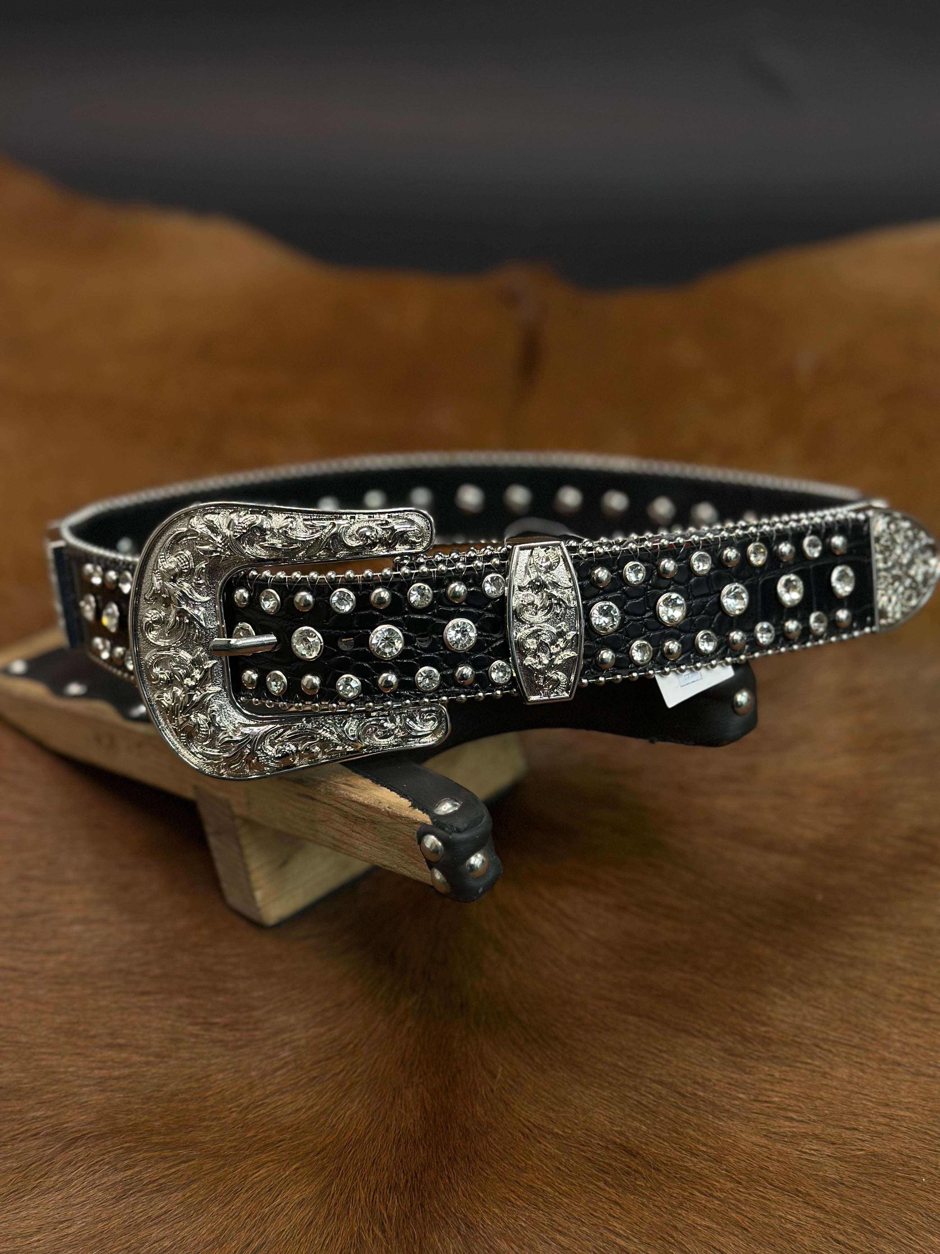 BLACK EXOTIC CLEAR BLING UNISEX BELT SILVER BUCKLE Laherradurawwnc.com