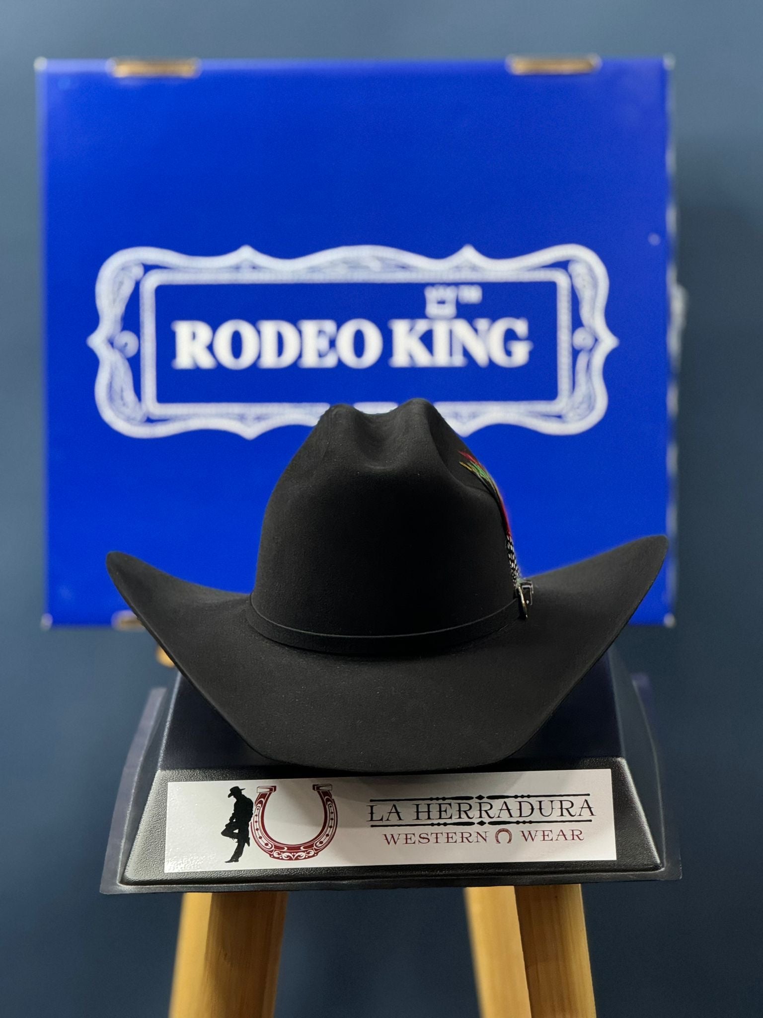 Rodeo King 1000X Black Top Hand