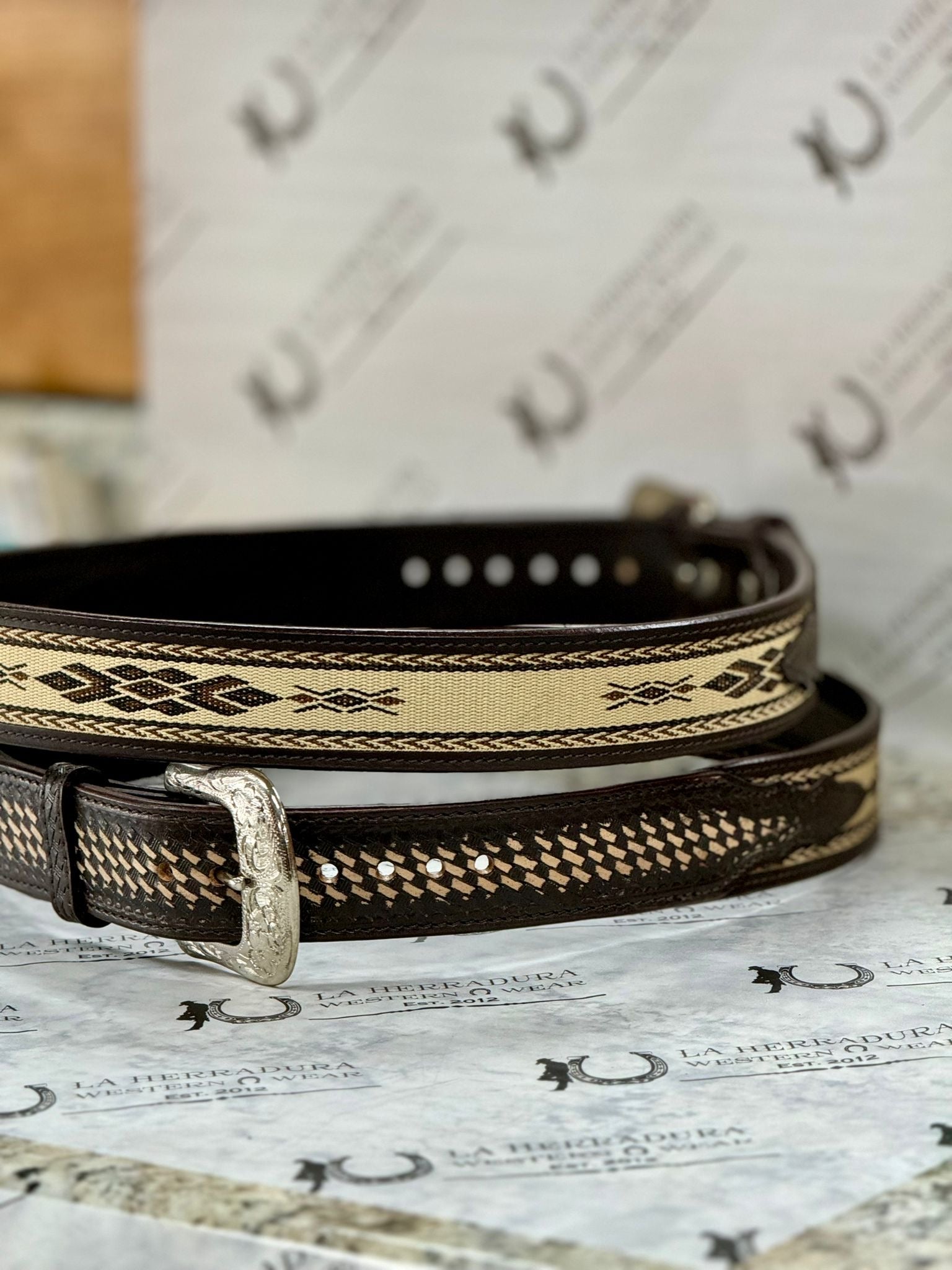 TWISTED X THREAD CHOCOLATE BELT