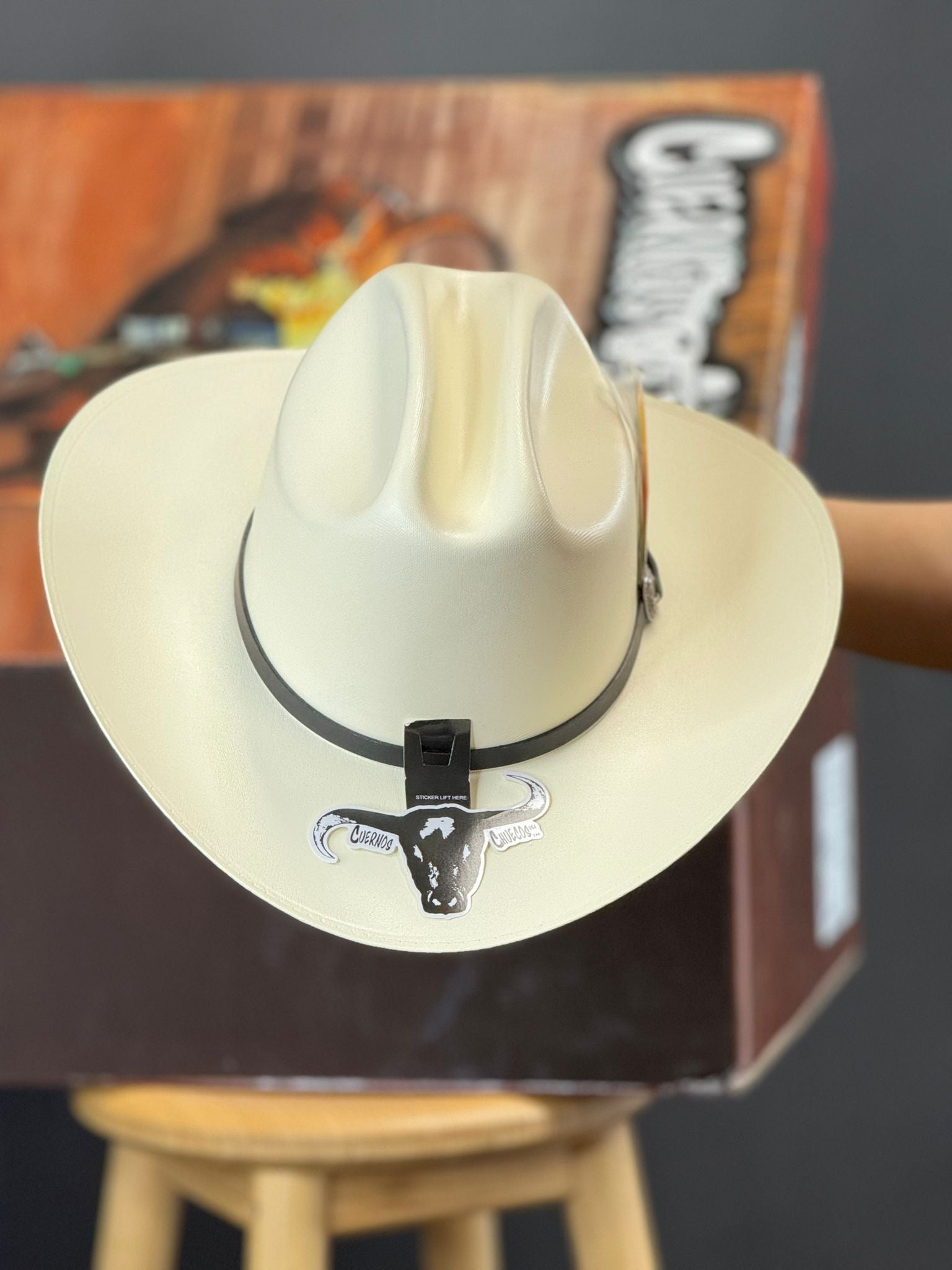 CUERNOS CHUECOS 5000X LIMITED EDITION STRAW HAT RANCHERA ATEJANADA