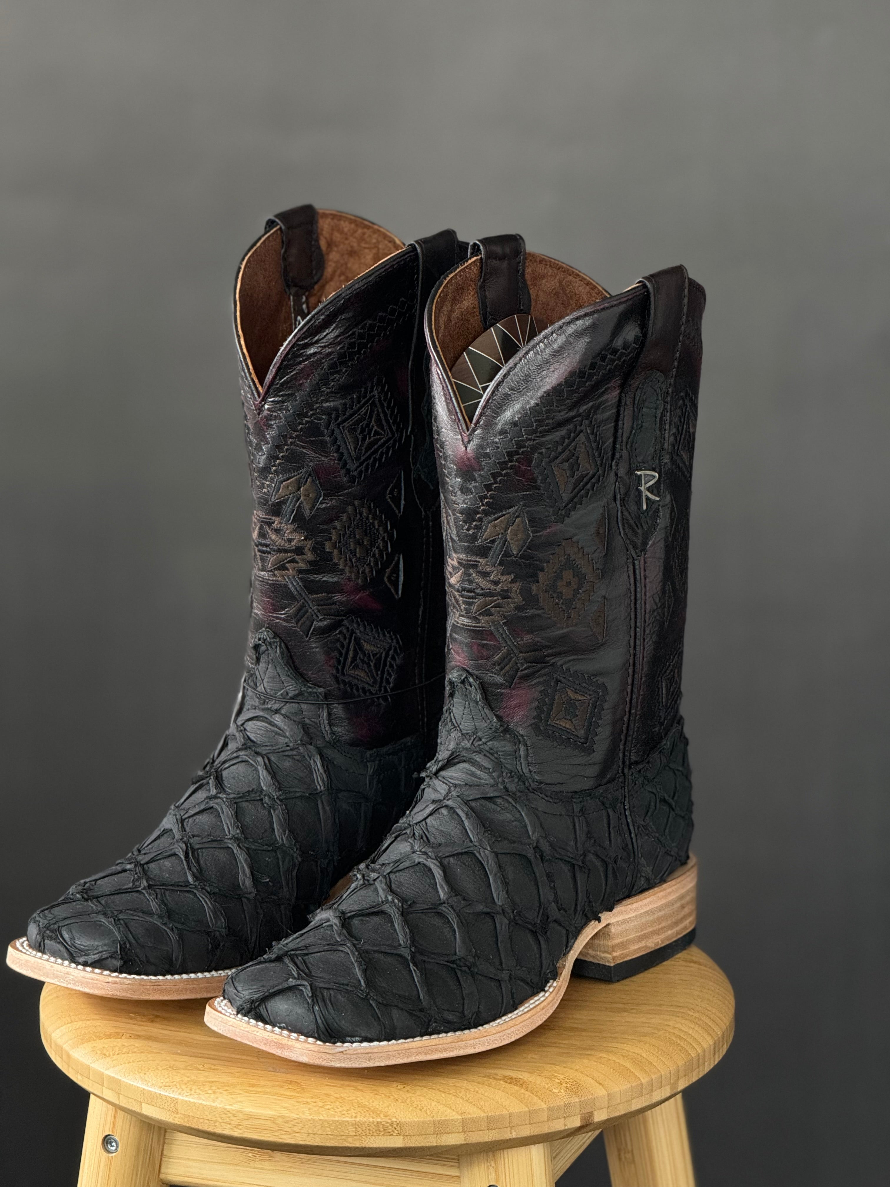 BOTAS CUADRA ESTILO RODEO AVESTRUZ BLACKCHERRY LASER &amp; BORDADO S