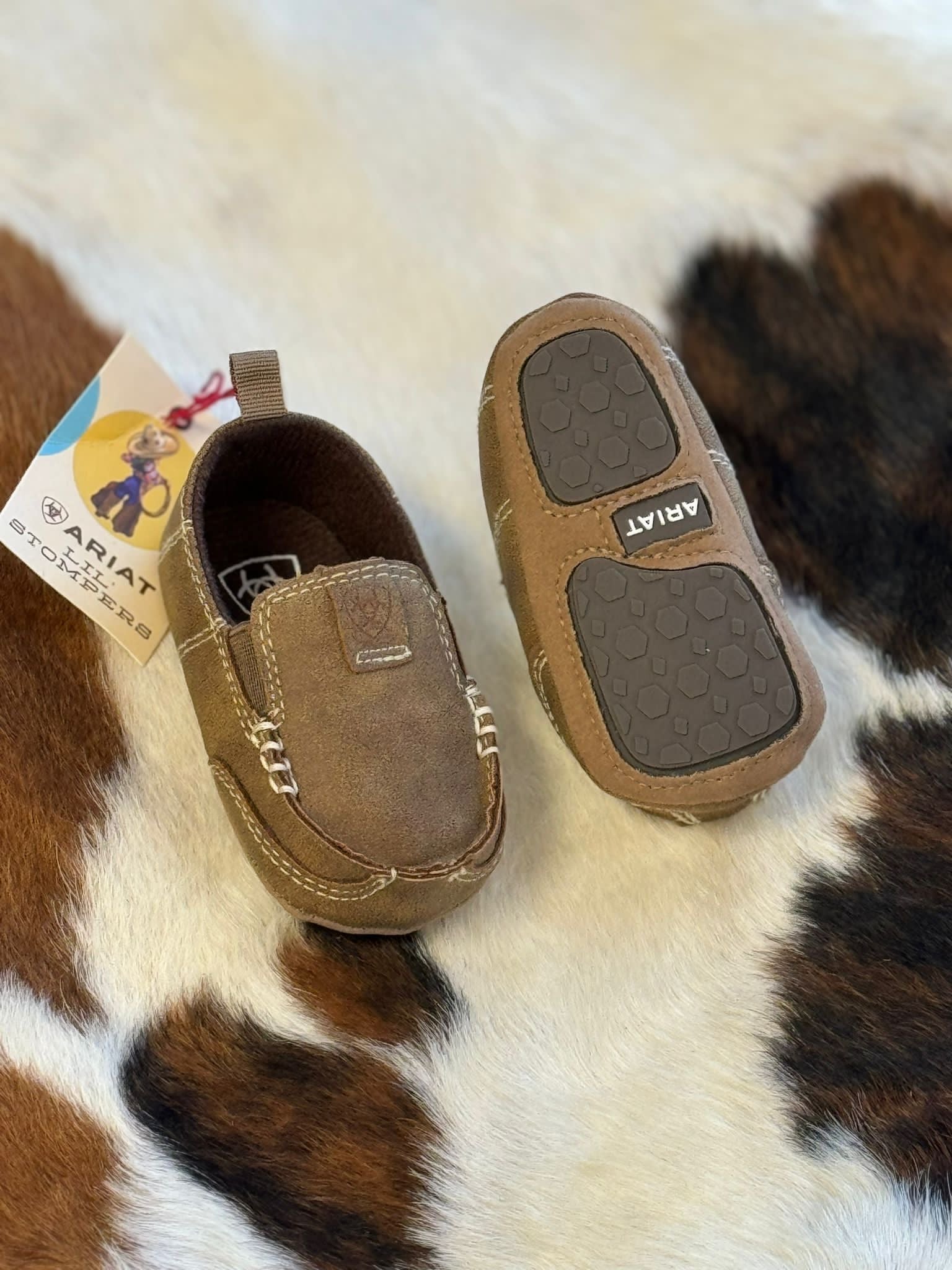 ARIAT BABY BUCKSKIN SHOES