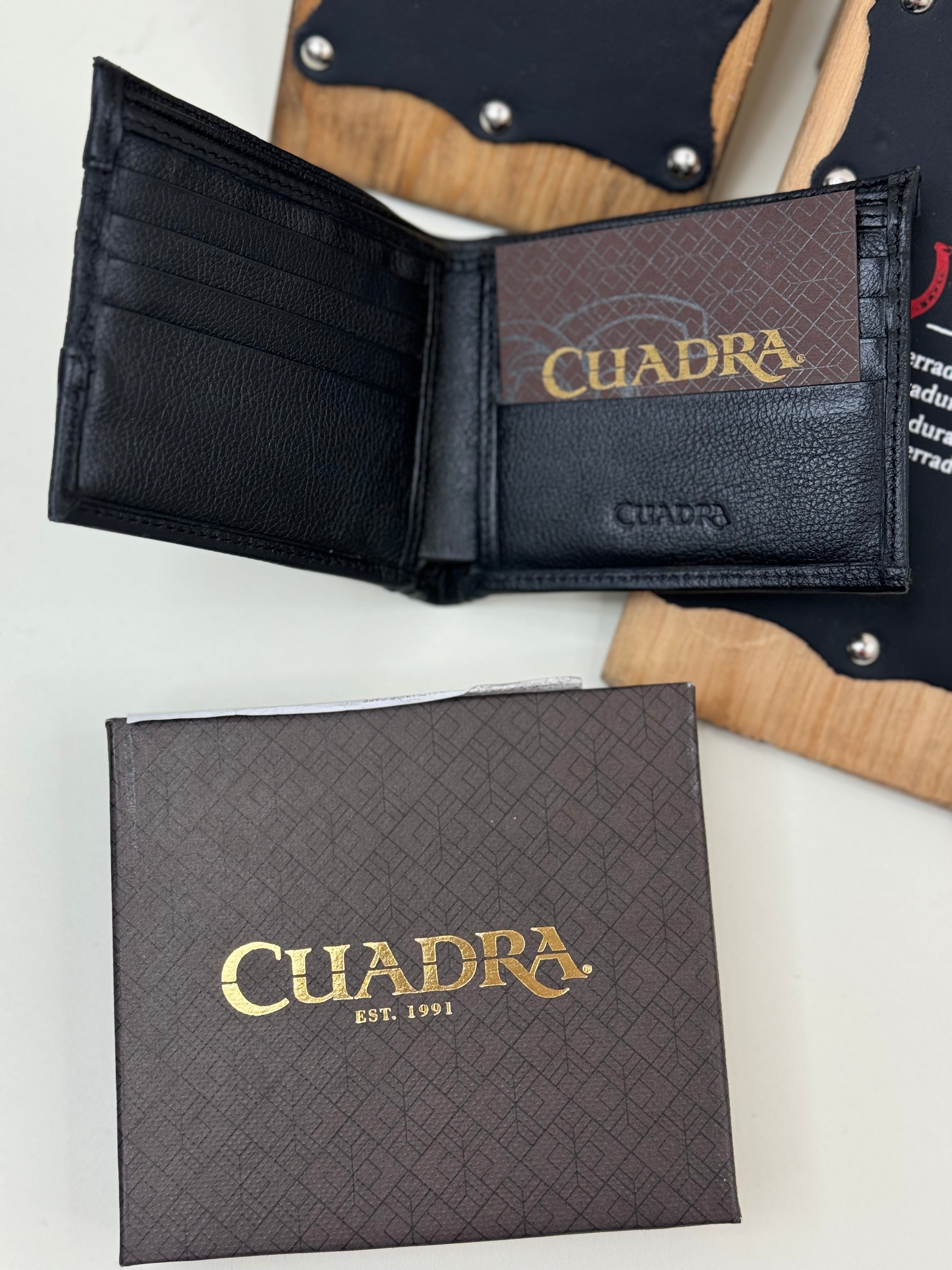 CUADRA EXOTIC ELEFANTE BLACK WALLET