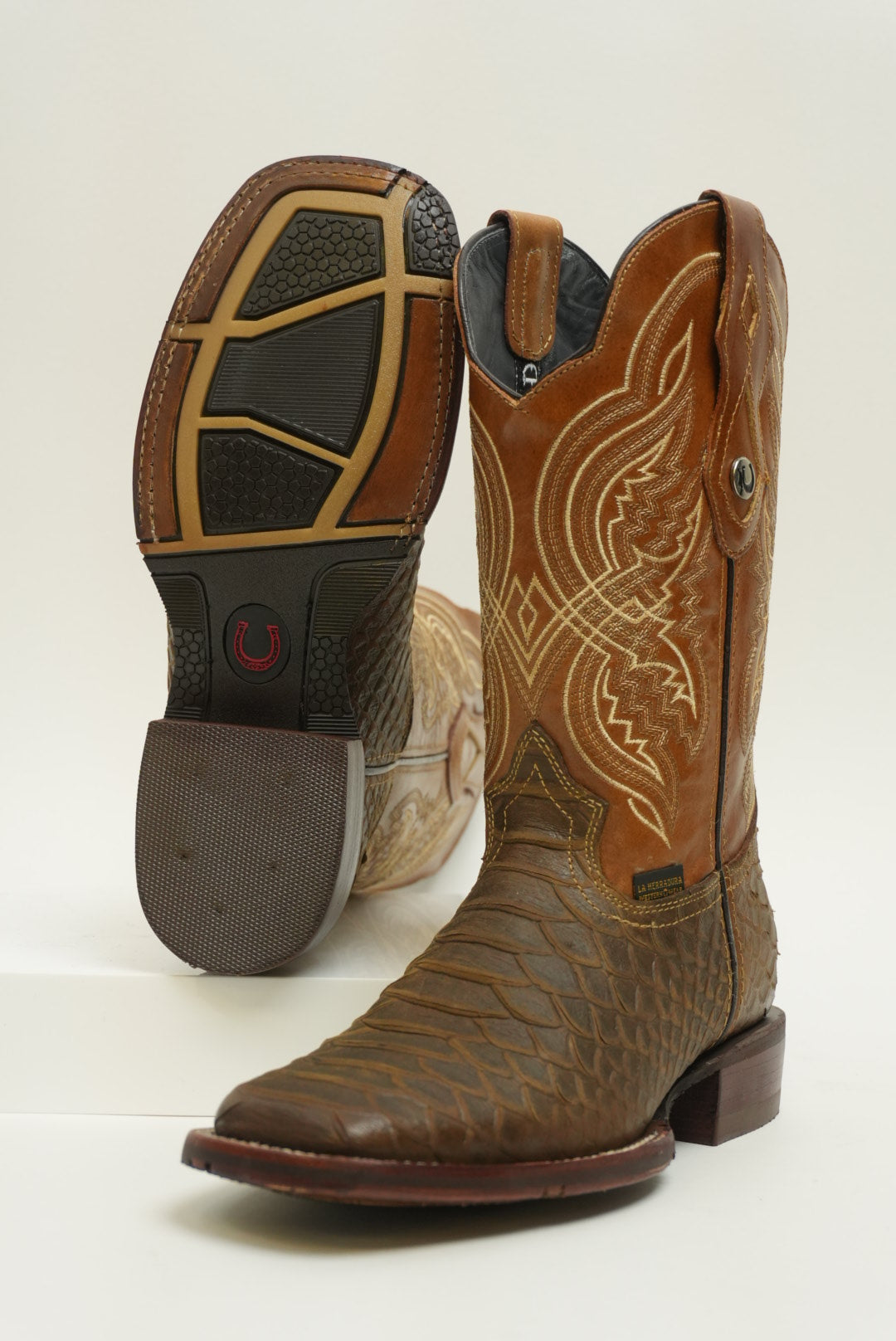 LA HERRADURA DANIEL PITON J CRAZY TAN