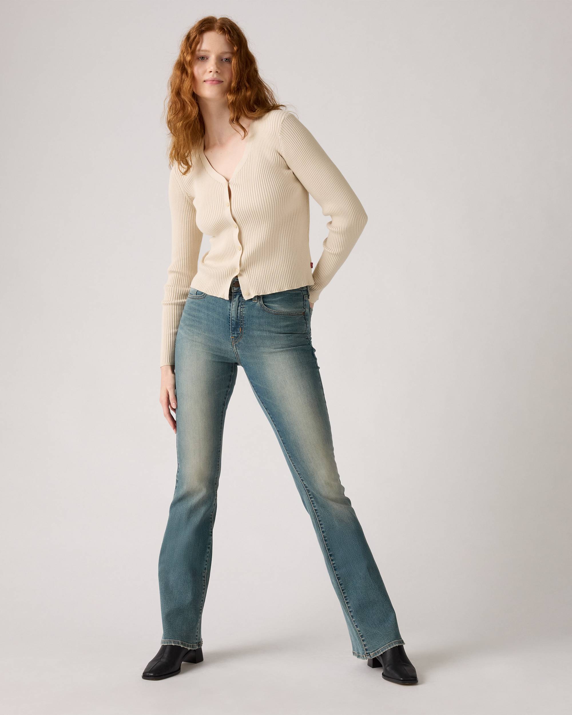 726 LEVI’S WOMENS HIGH RISE STELLAR STRETCH FLARE JEAN - A34100124