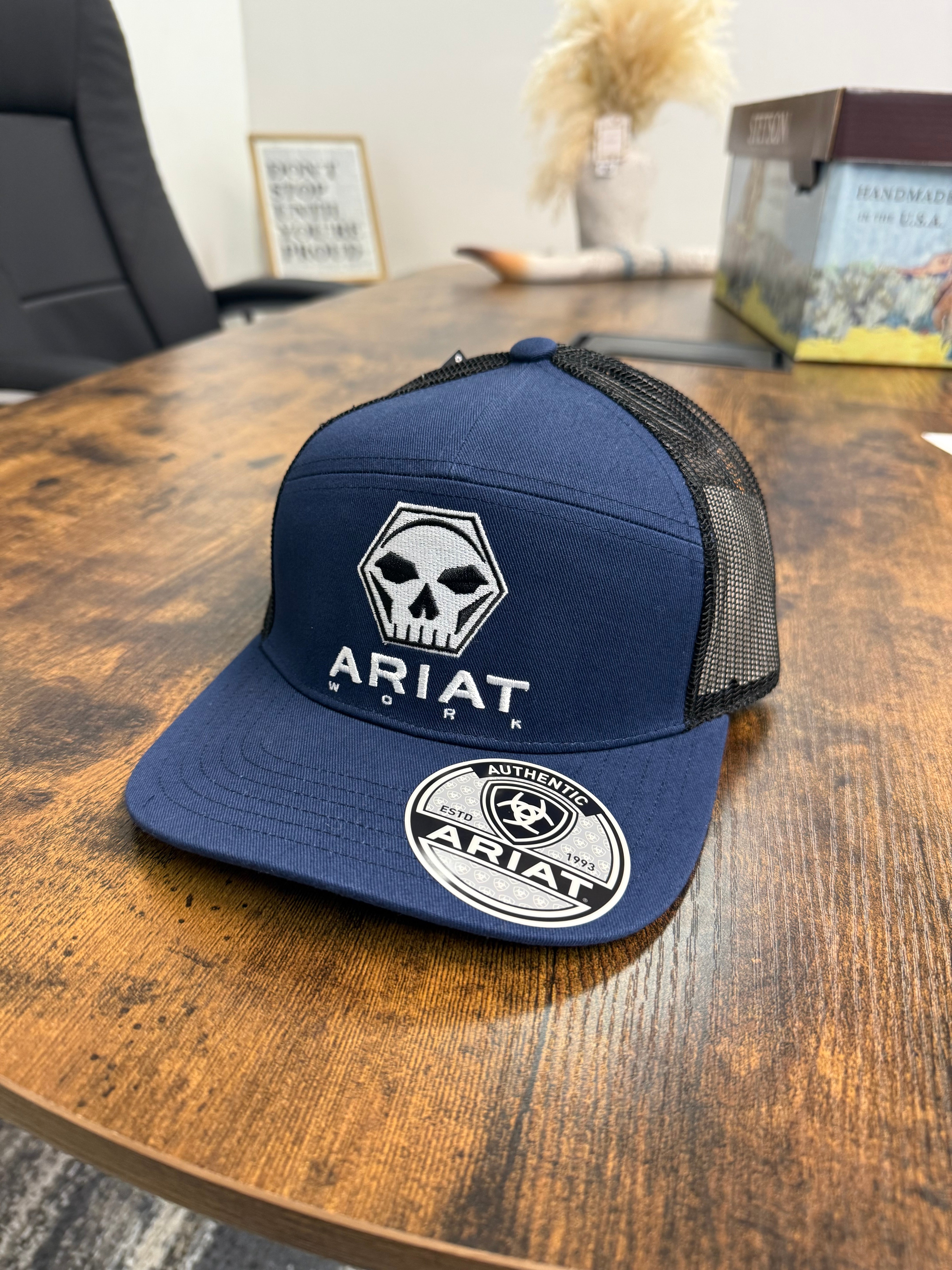 ARIAT NAVY BLUE CAP WITH SKULL- A20002603