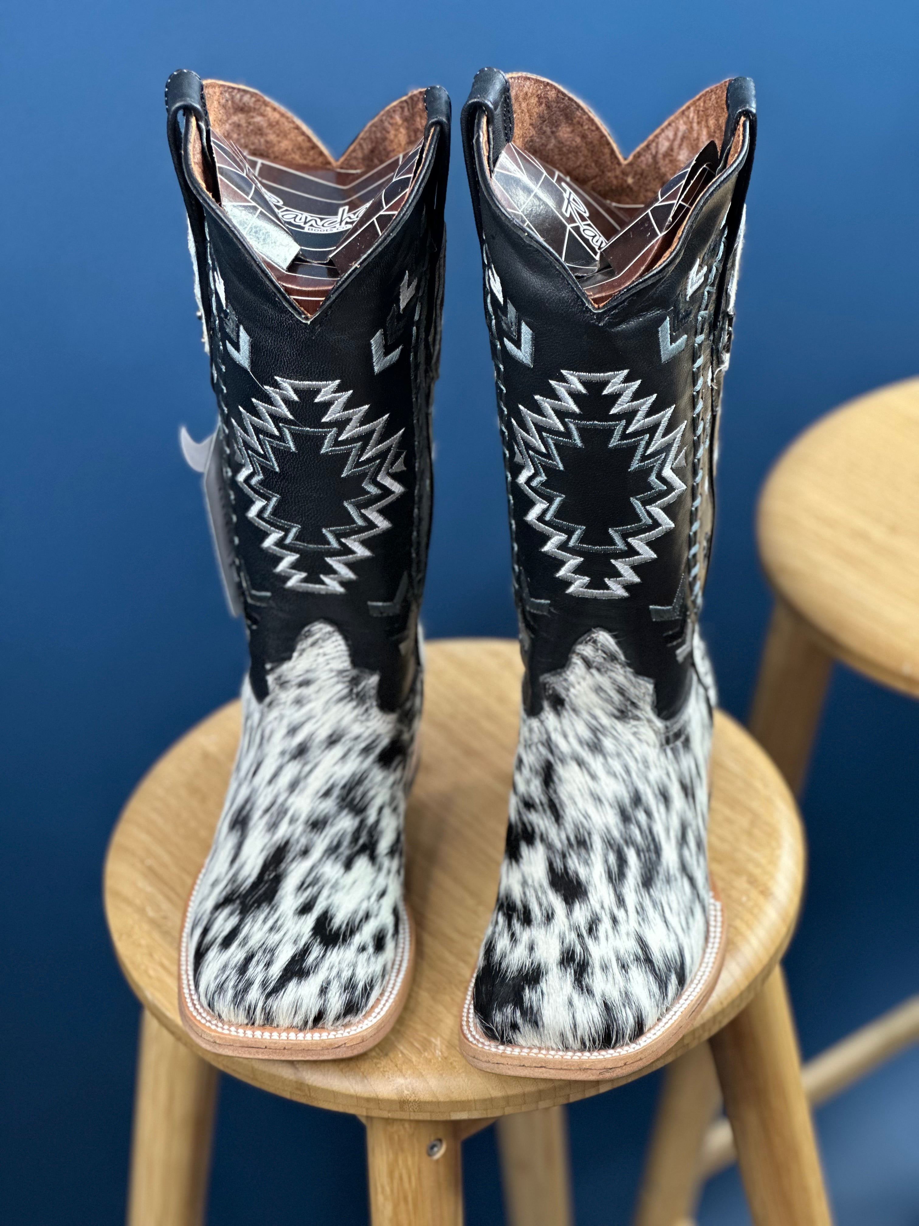 RANCHERS WOMEN PELO DE VACA RU NEGRO CHEROKEE BOOT (EACH PAIR IS UNIQUE)