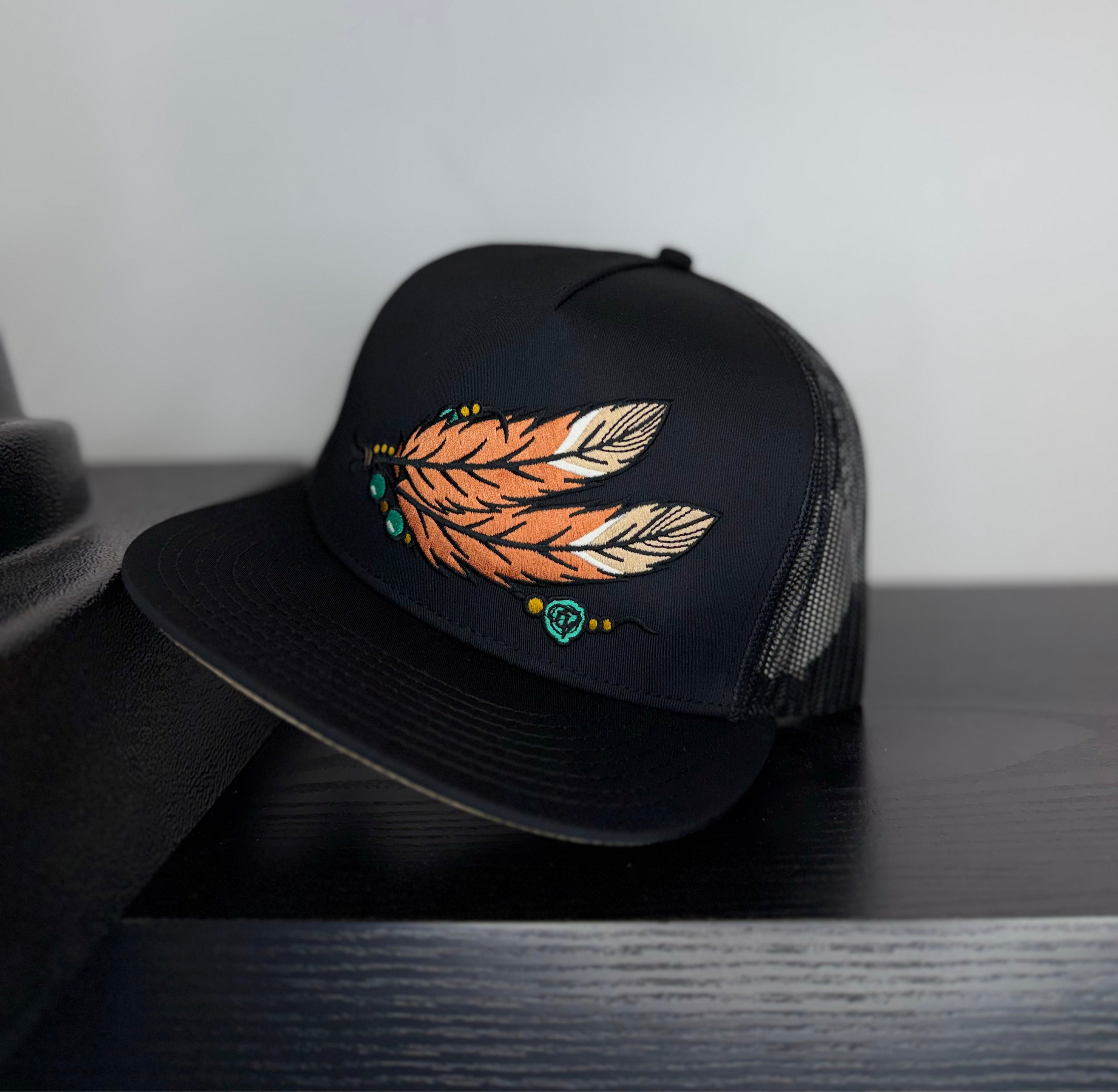 EL VIEJON BLACK 013 pluma cafe CAP