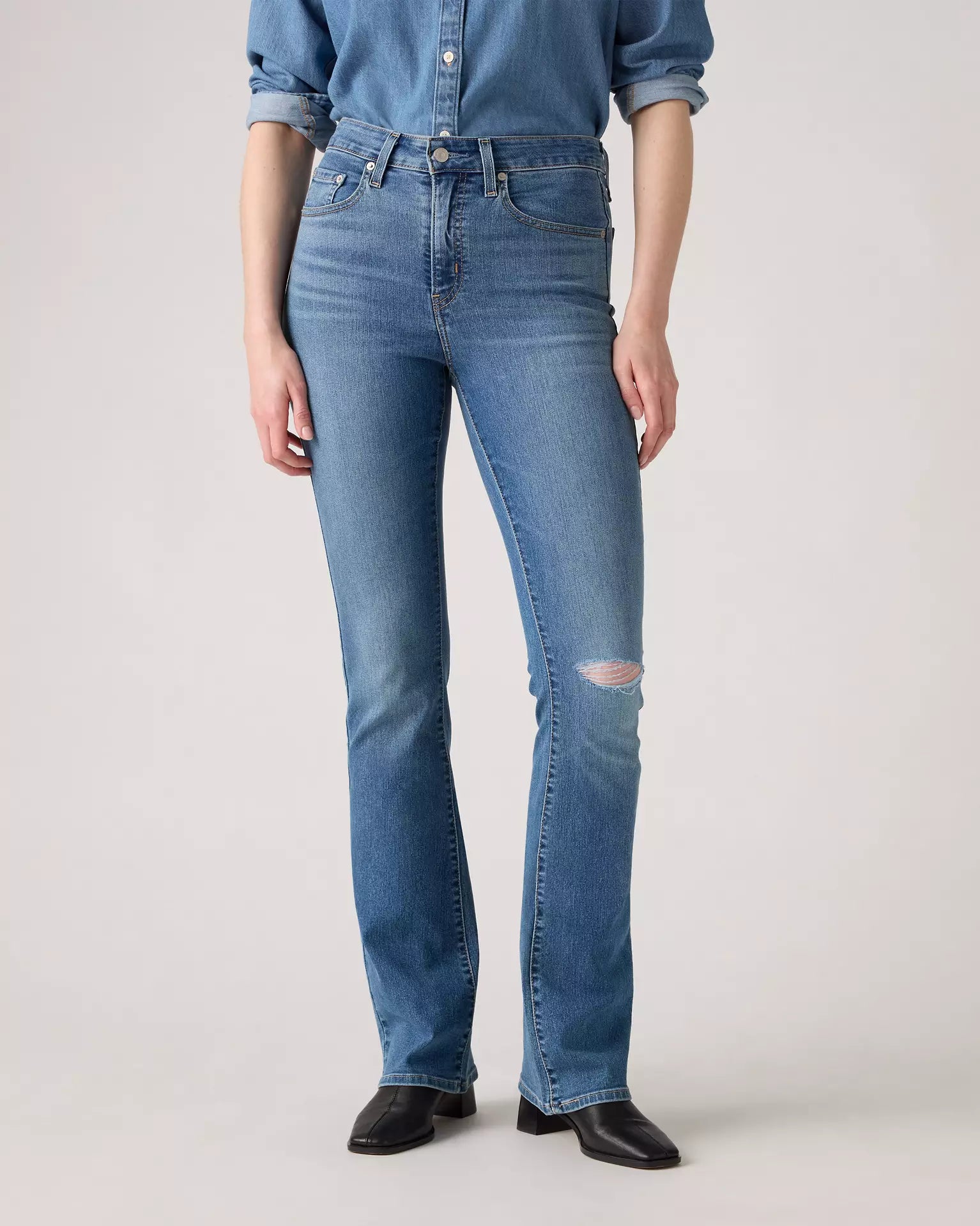 725 High Rise Bootcut Women's Jeans - 187590236