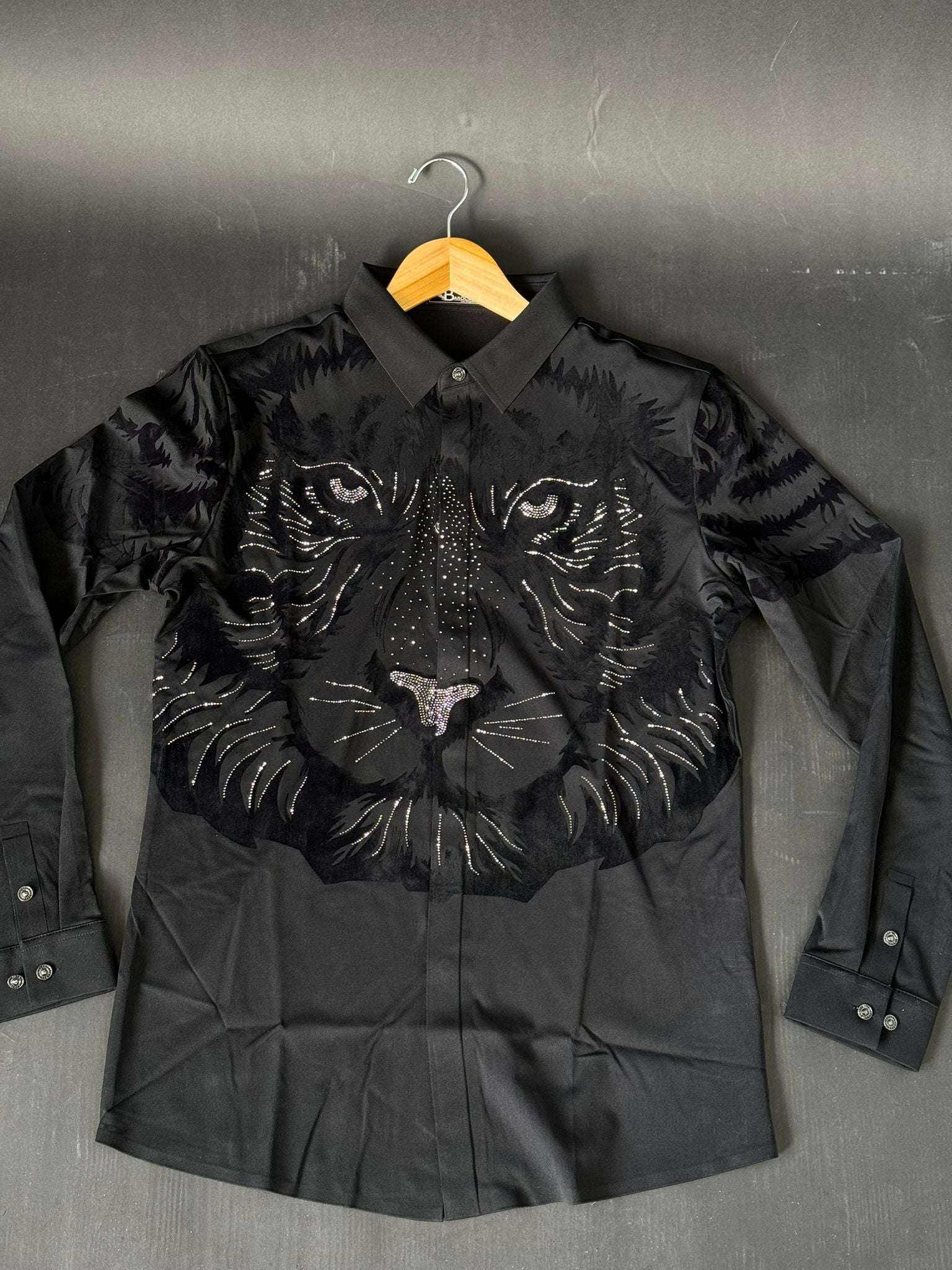 BAROCCO BLACK SILVER LION LONG SLEEVE SHIRT