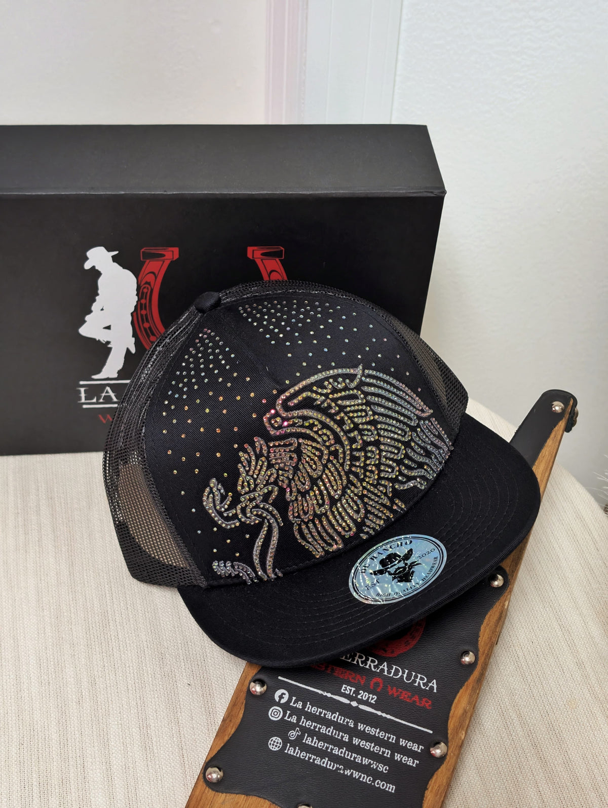 DE RANCHO HATS SNAPBACK BLACK CRISTAL AGUILA