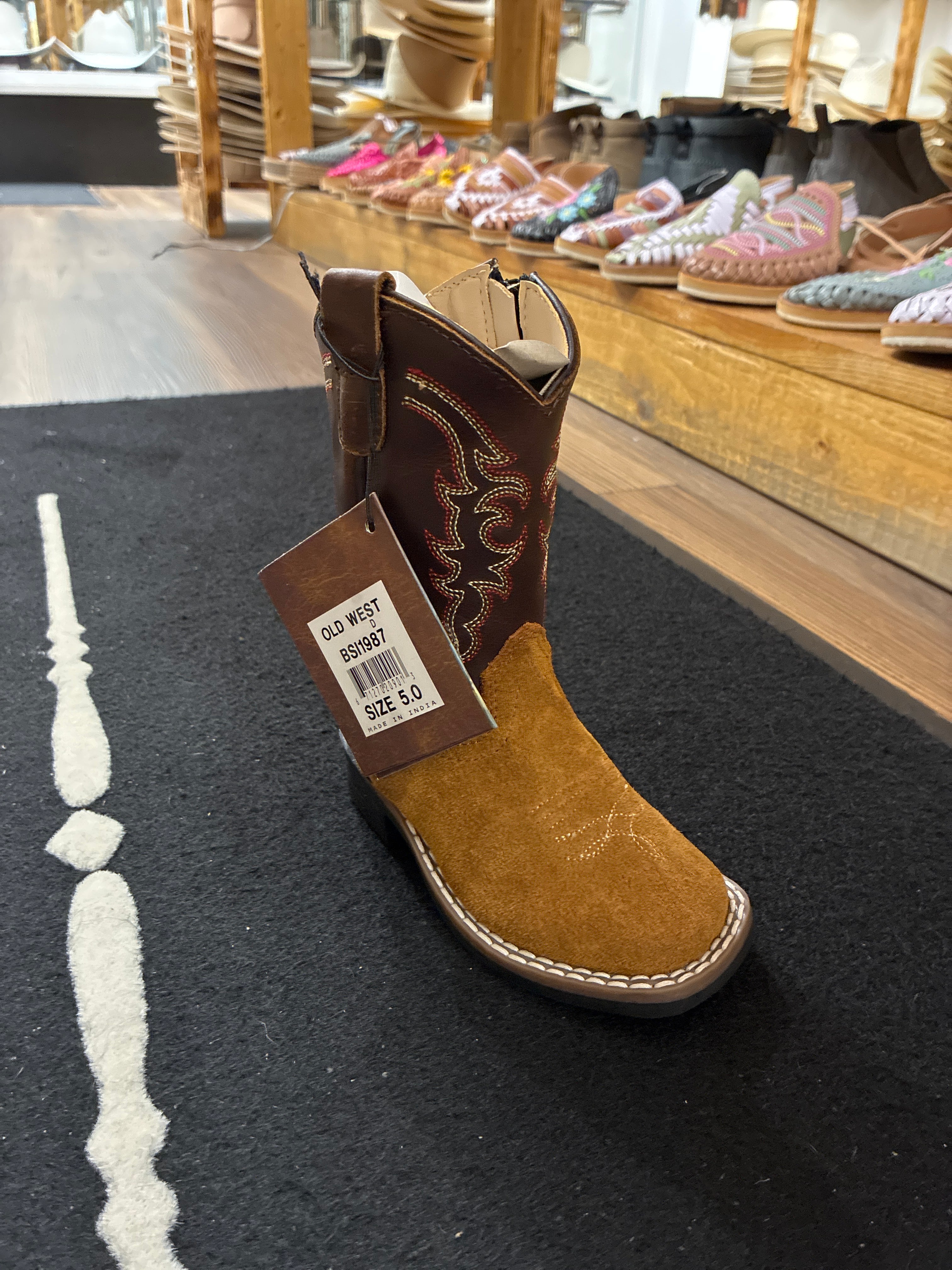 OLD WEST GAMUSA TAN, BROWN ,WITHE/ROJO STITCHING BSI1987