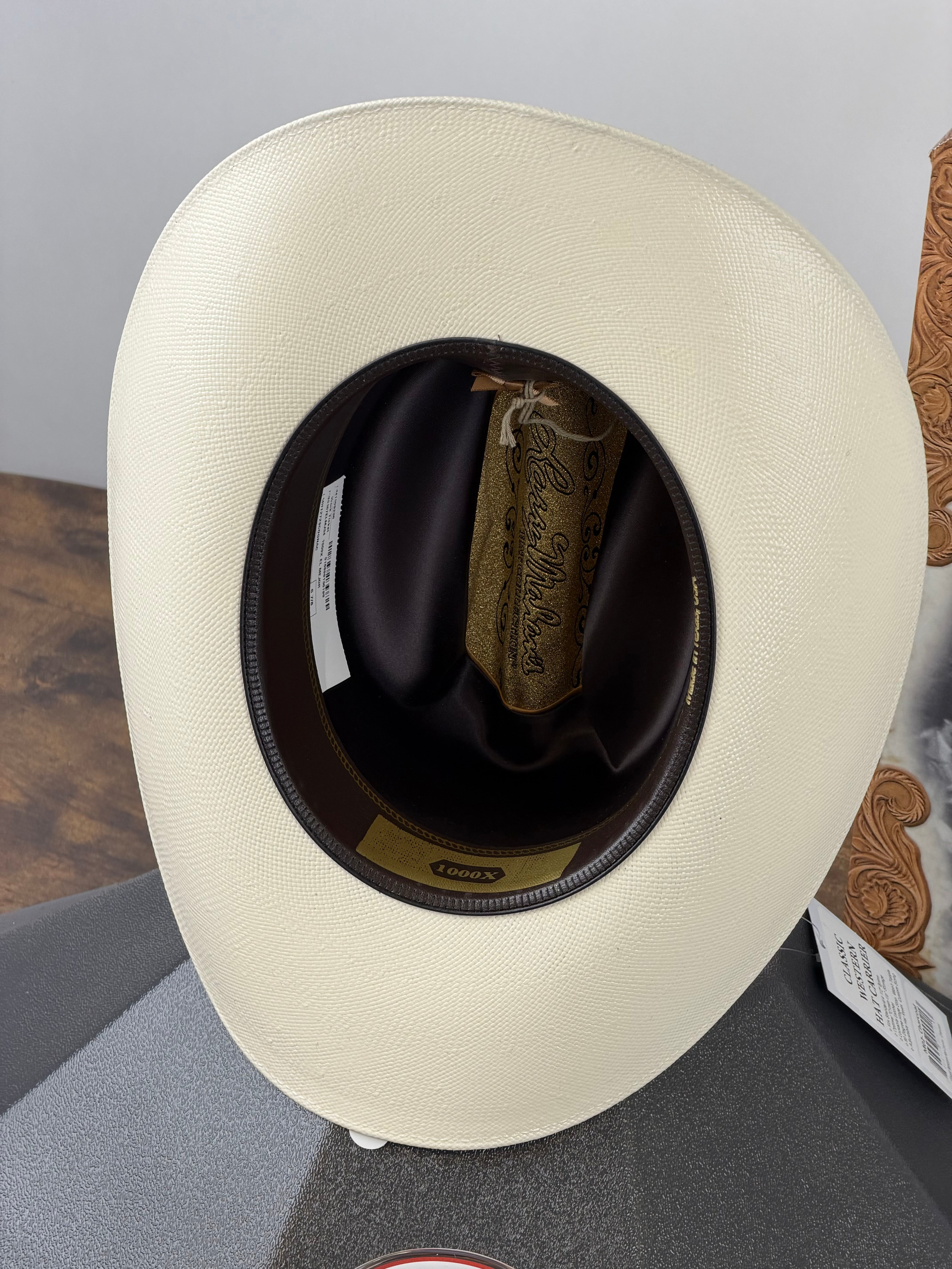 LARRY MAHAN 1000X EL MEJOR COGNC 3 1/2’ STRAW HAT