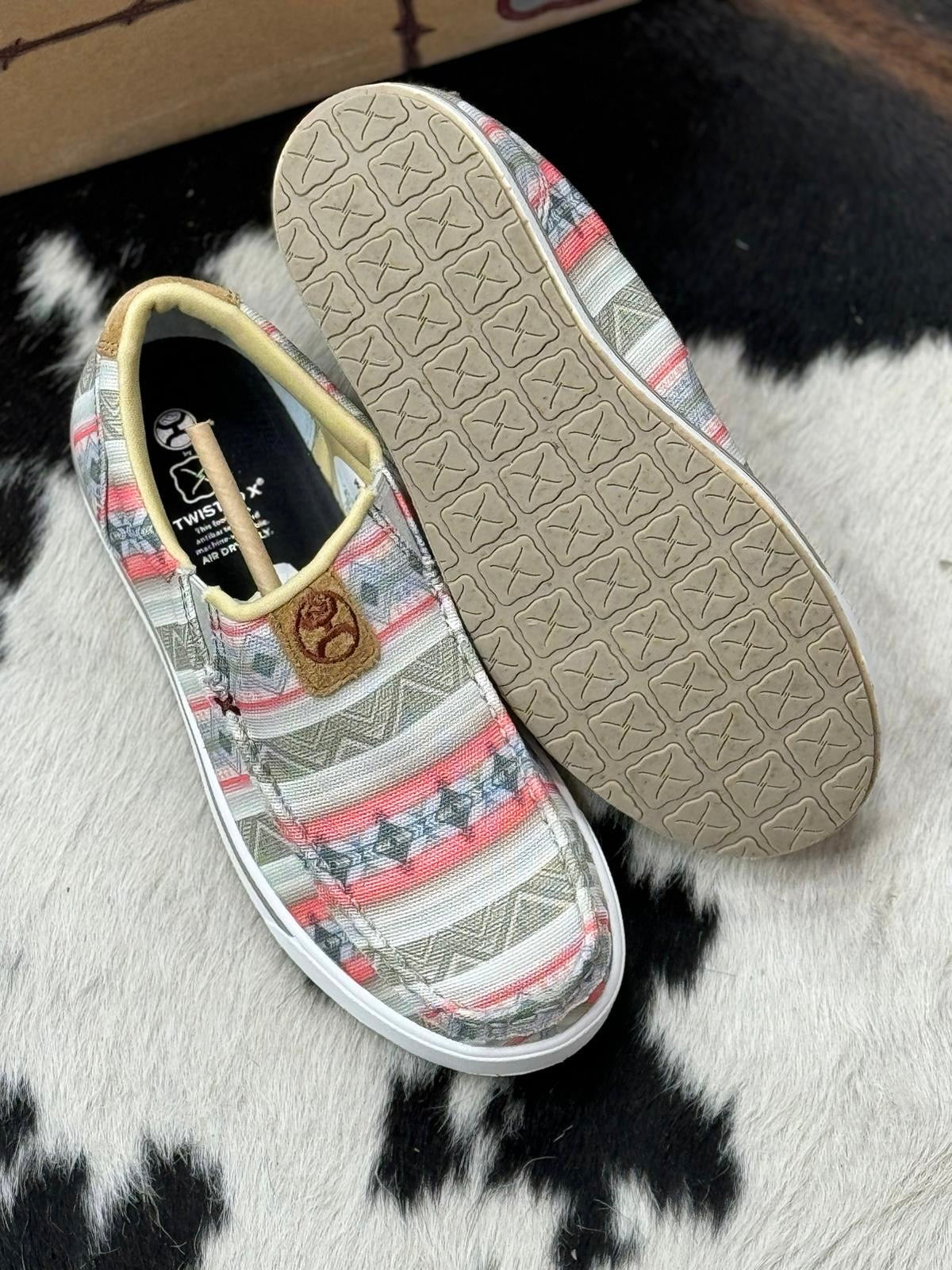 ZAPATOS TWISTED X HOOEY SLIP ON LOPER PINK MULTI