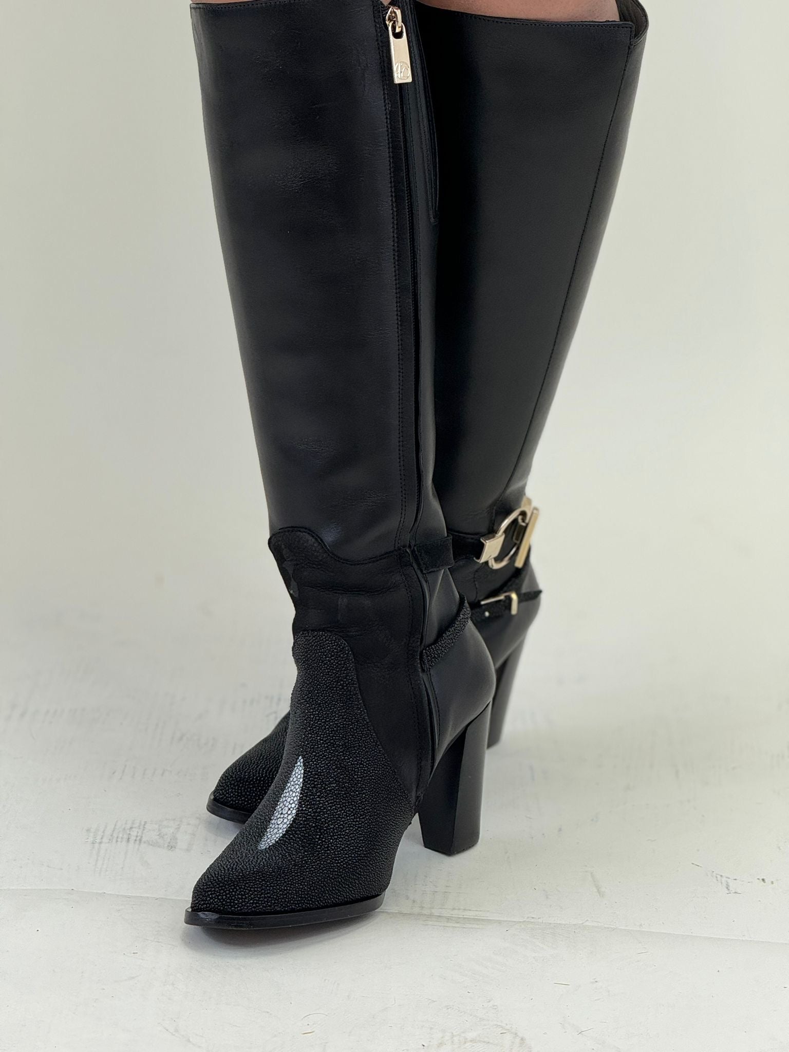 WOMEN’S FRANCO CUADRA TALL BOOT STINGRAY VELVET BLACK