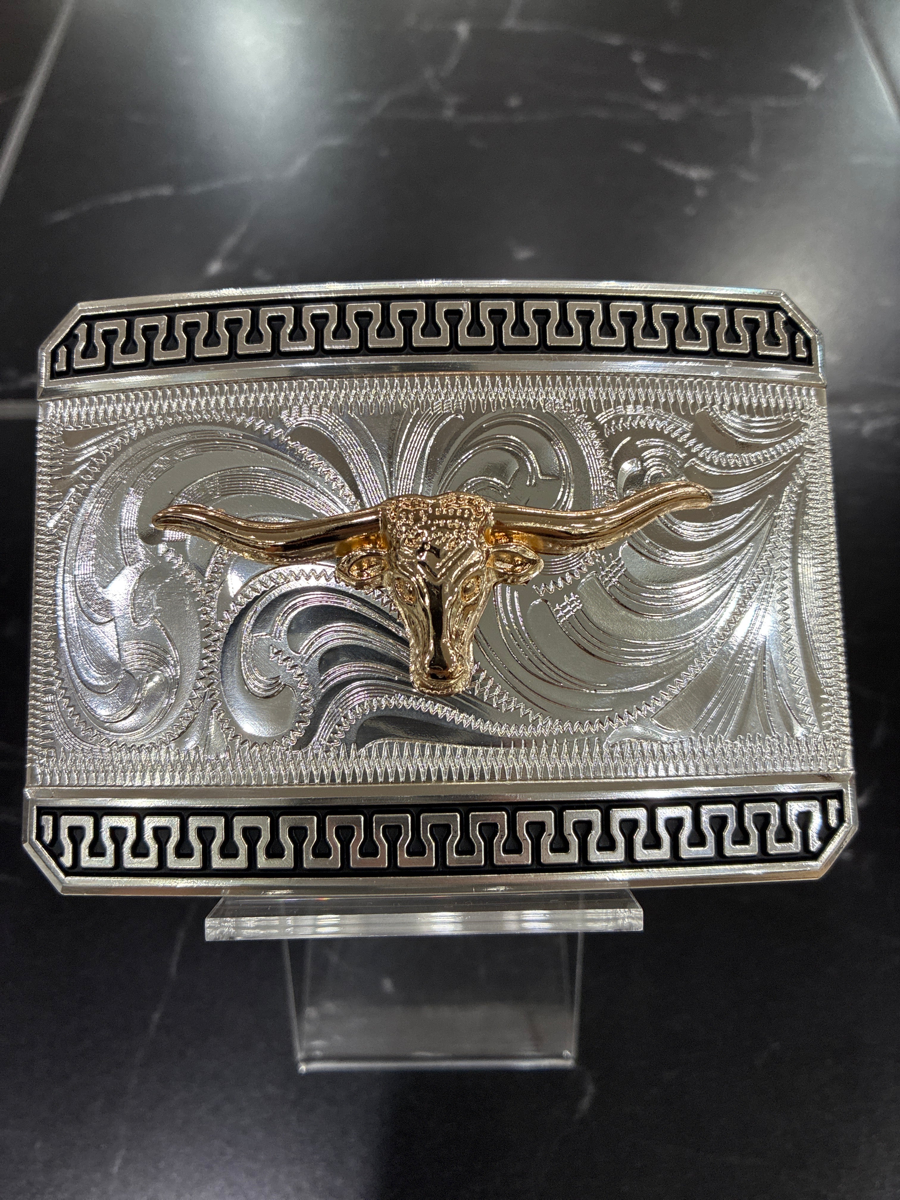RECTANGLE SILVER BUCKLE WITH GOLD LONGHORN BLACK TRIM