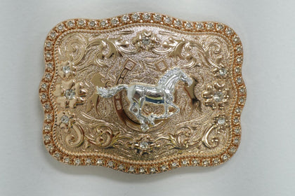 HEBILLA REDONDA DE ESQUINA CON CABALLO CORRIENDO EN PLATA Y ORO CON DIAMANTES BLANCOS
