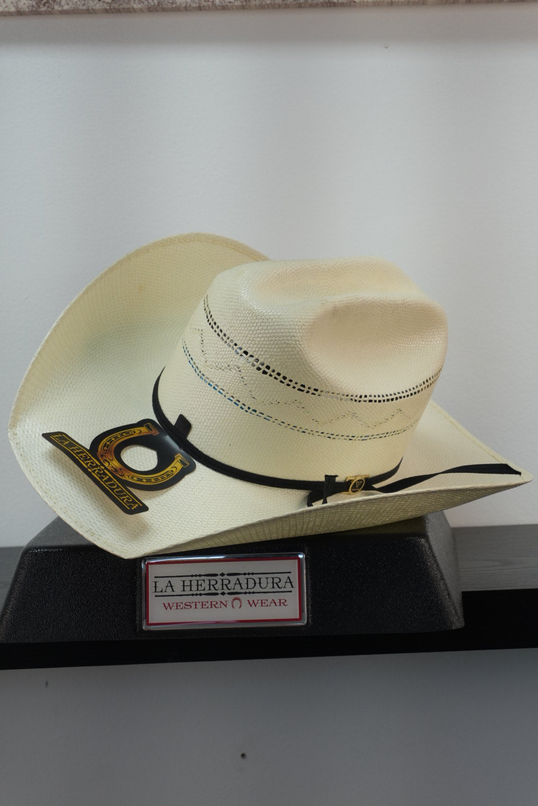 HERRADURA STRAW HAT MALBORO SHAPE 2 RANDAS ZIGZAG