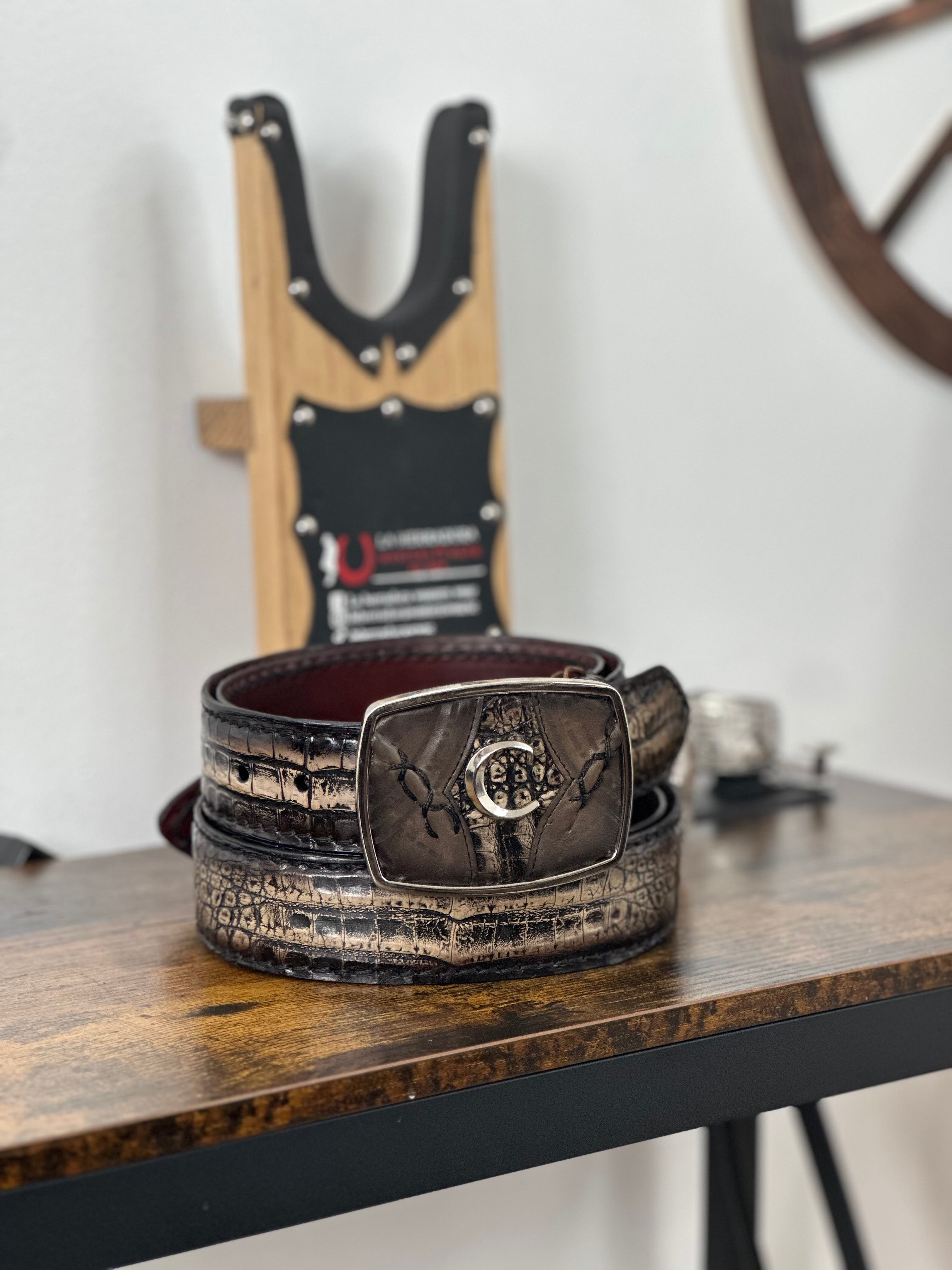 CUADRA FUSCUS BELLY LOMO ATLANTIS NEGRO BROWN BELT