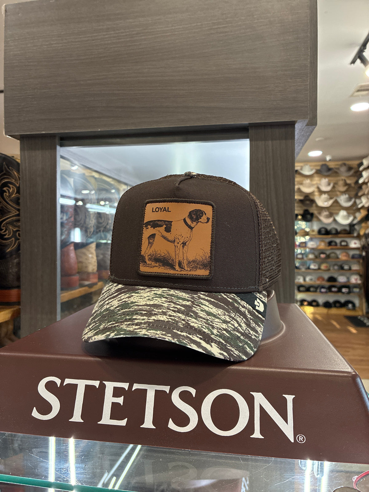 GOORIN CAMO ENGRAVED DOG