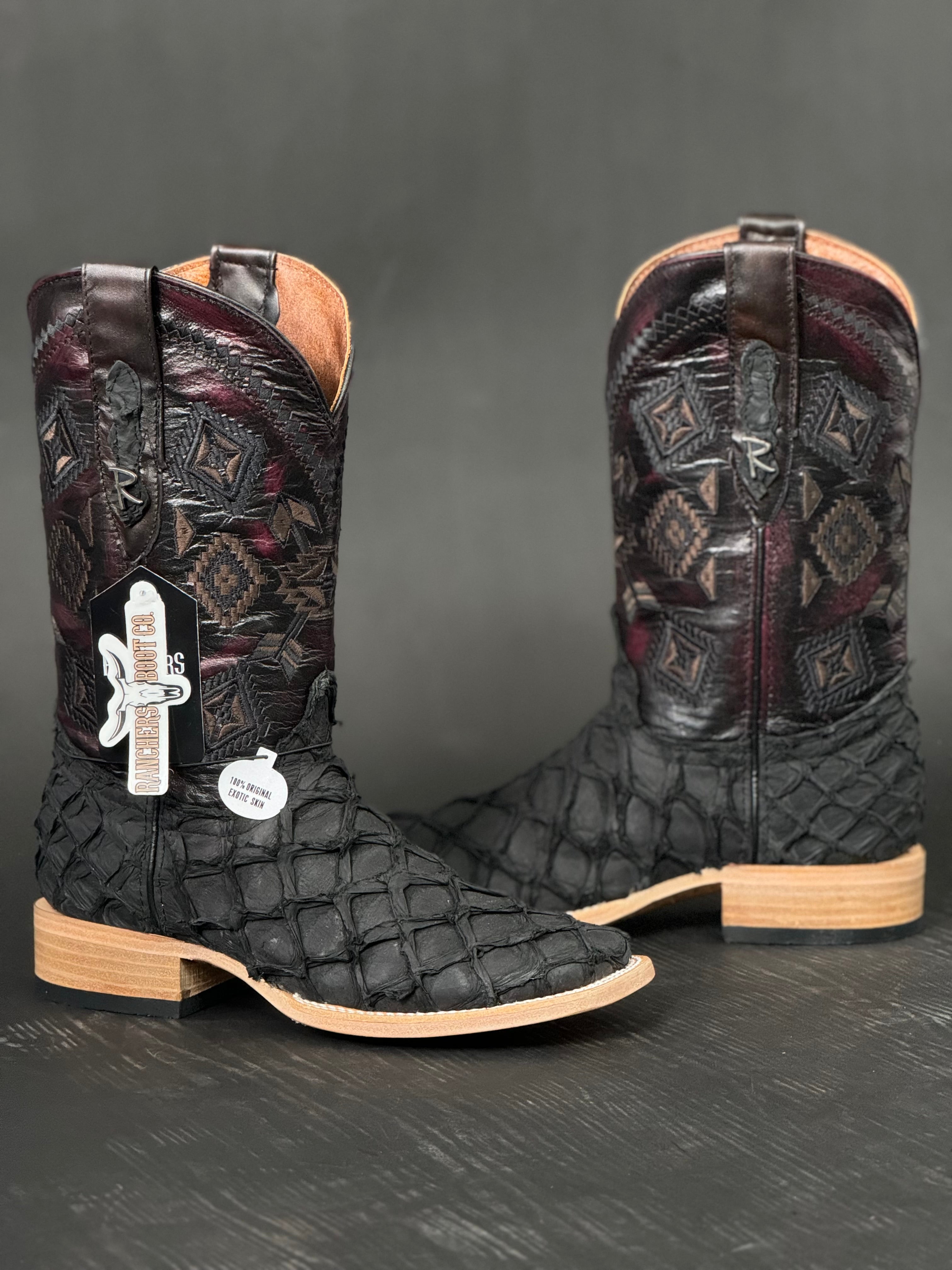 BOTAS CUADRA ESTILO RODEO AVESTRUZ BLACKCHERRY LASER &amp; BORDADO S