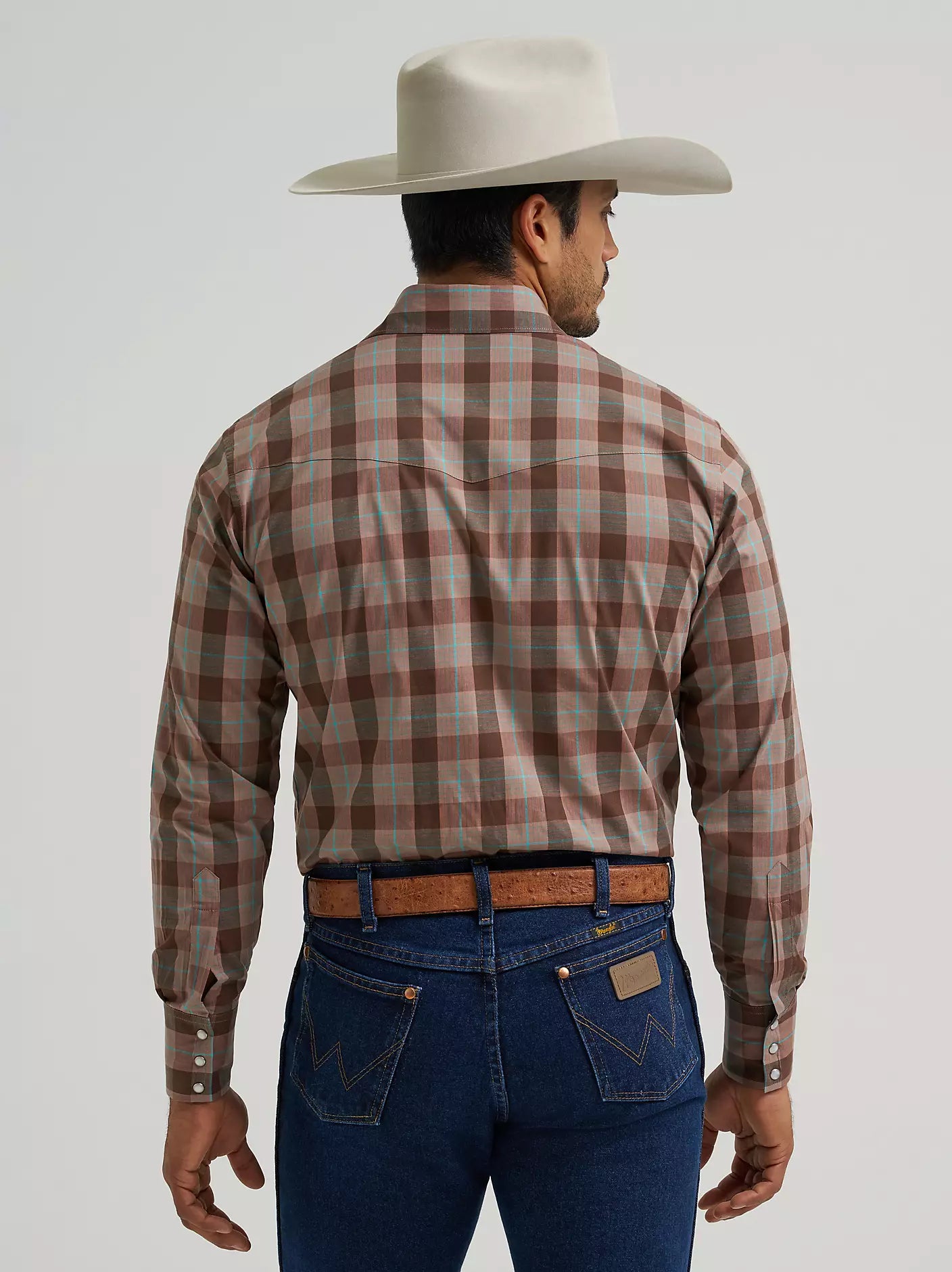 WRANGLER MENS BROWN LONG SLEEVED CHECKERED SHIRT WITH POCKETS 112381649