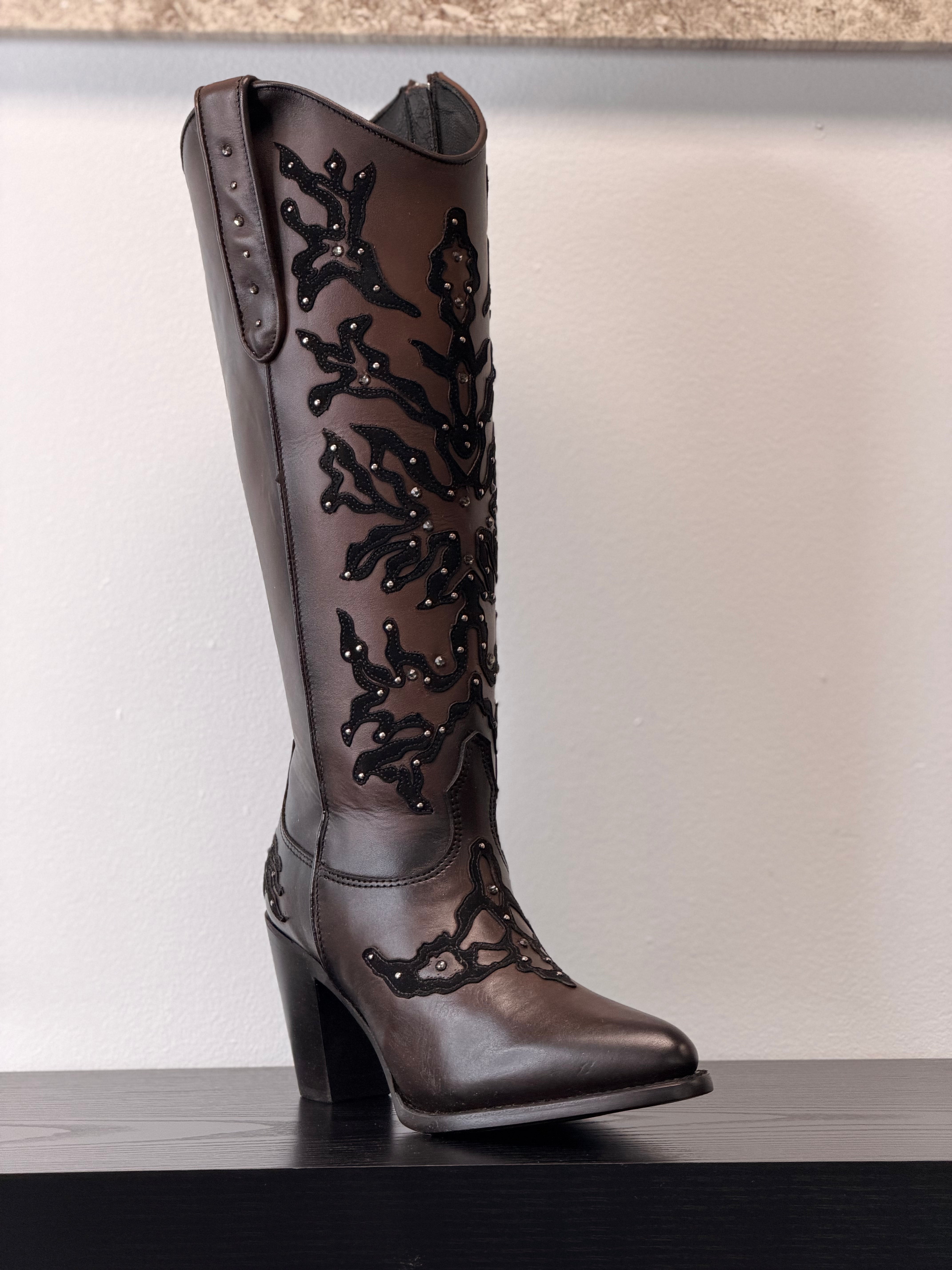 WOMEN’S CUADRA BOOT DE RES CRUST CASTAÑO CC238