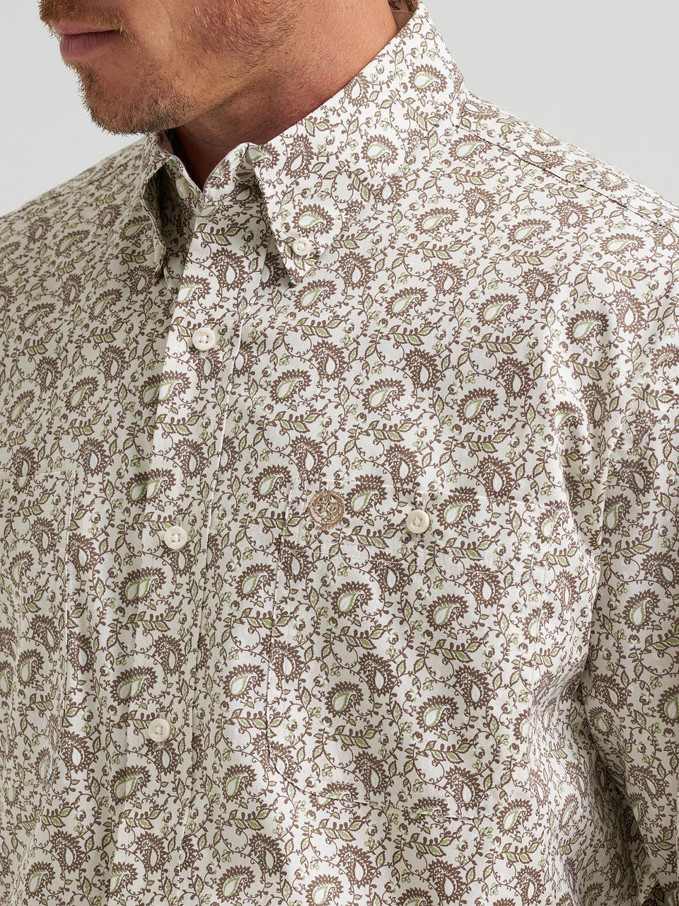 WRANGLER MEN BOTTON UP SHIRT MINT AND BROWN BANDANA PRINT 112374543