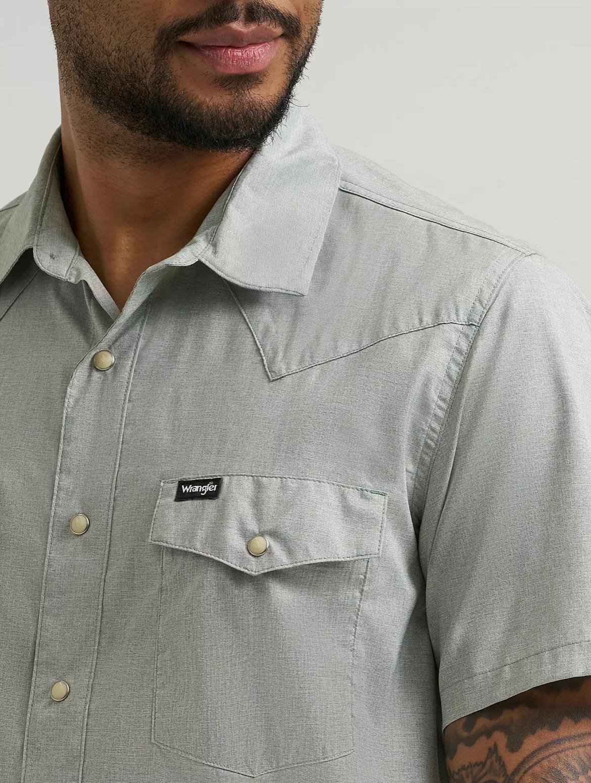 WRANGLER MEN ALL TERRAIN GEAR SHORT SLEEVE SHIRT GREEN 112375153