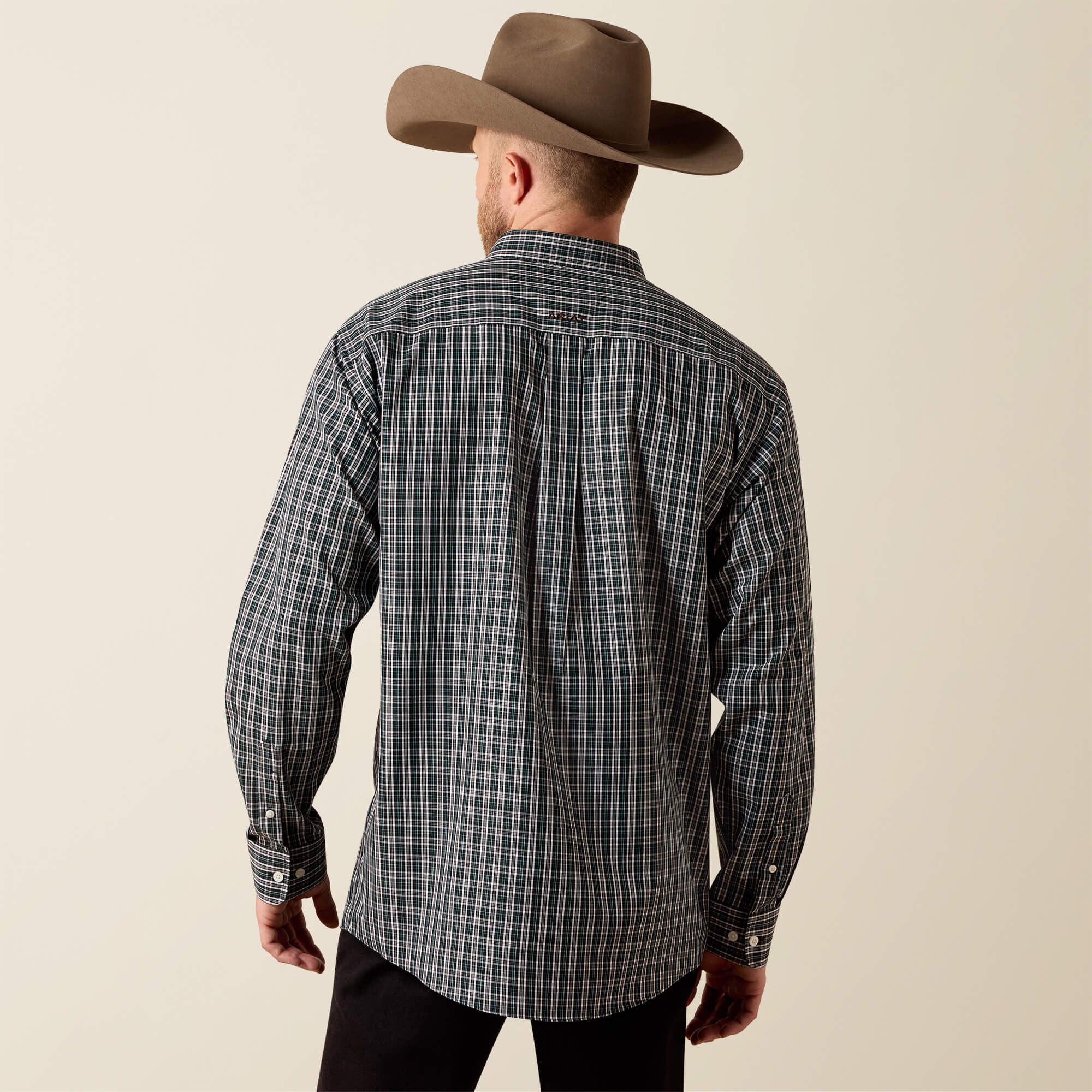ARIAT CAMISA DE MANGA LARGA WF WHITFORD A CUADROS NEGROS PARA HOMBRE 10073685
