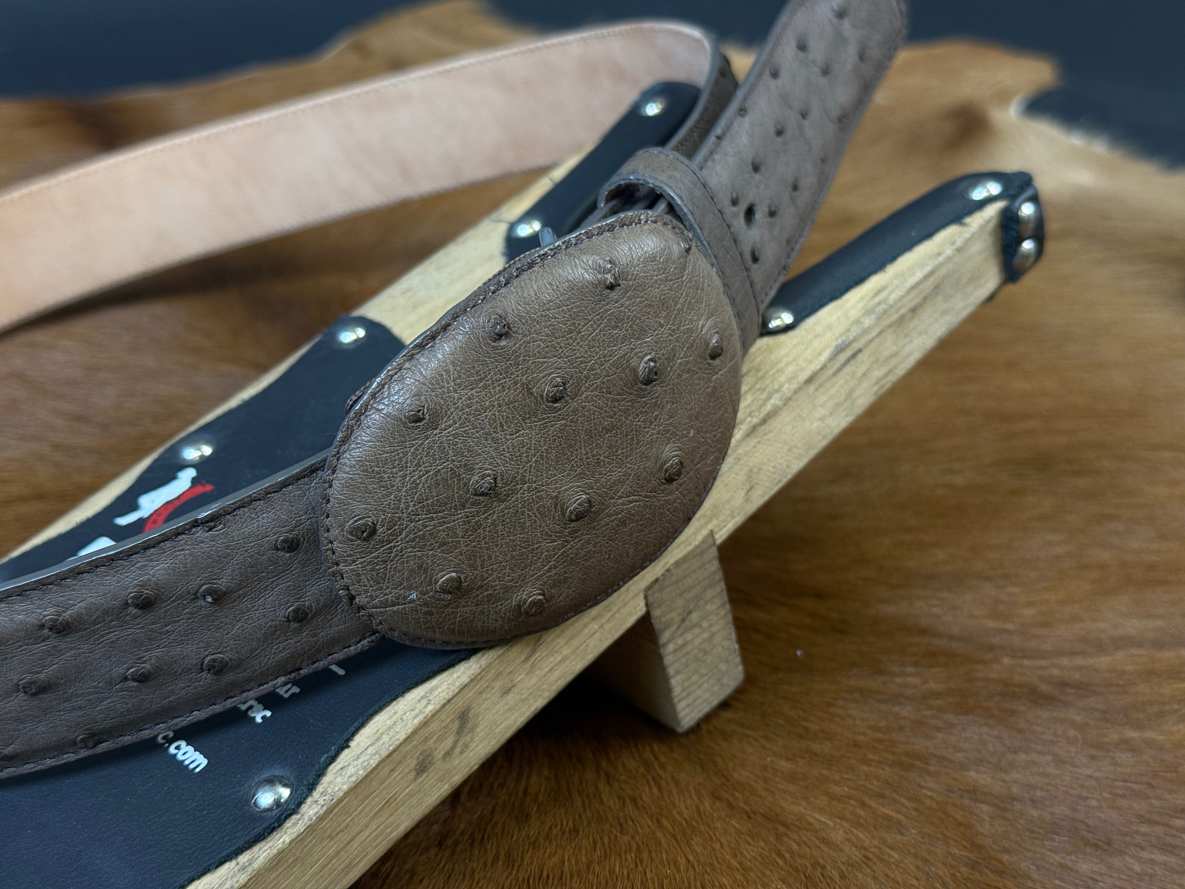 EXOTIC CUADRA OSTRICH TAN/GREY BELT ROUND BUCKLE