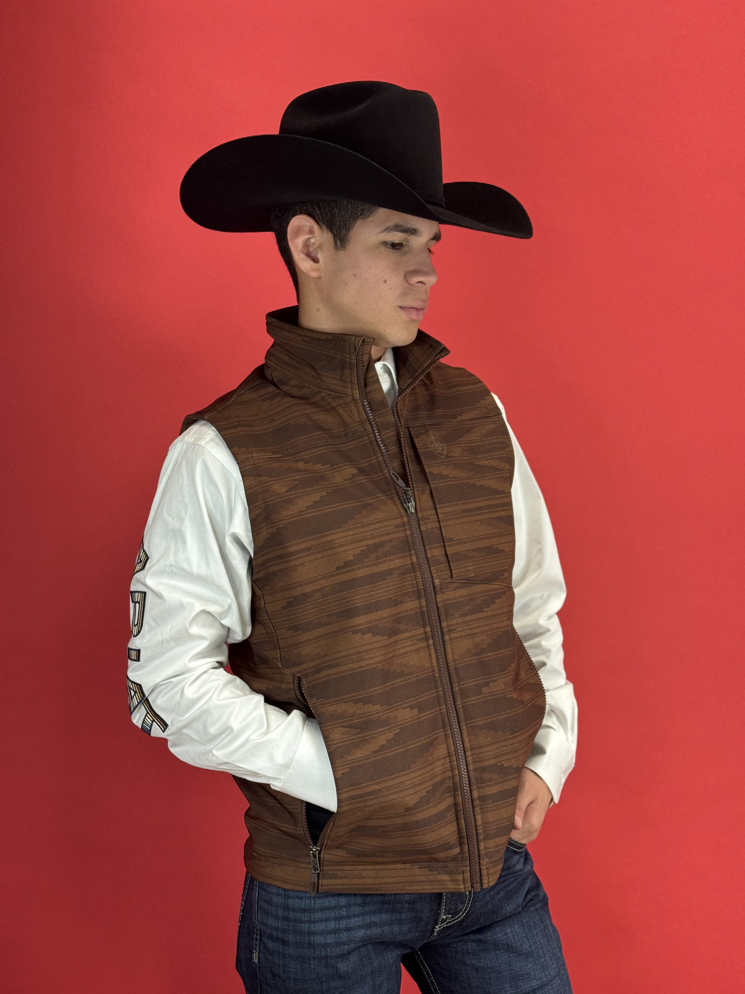 ARIAT Logo 2.0 Chimayo Vest Shaved Chocolate