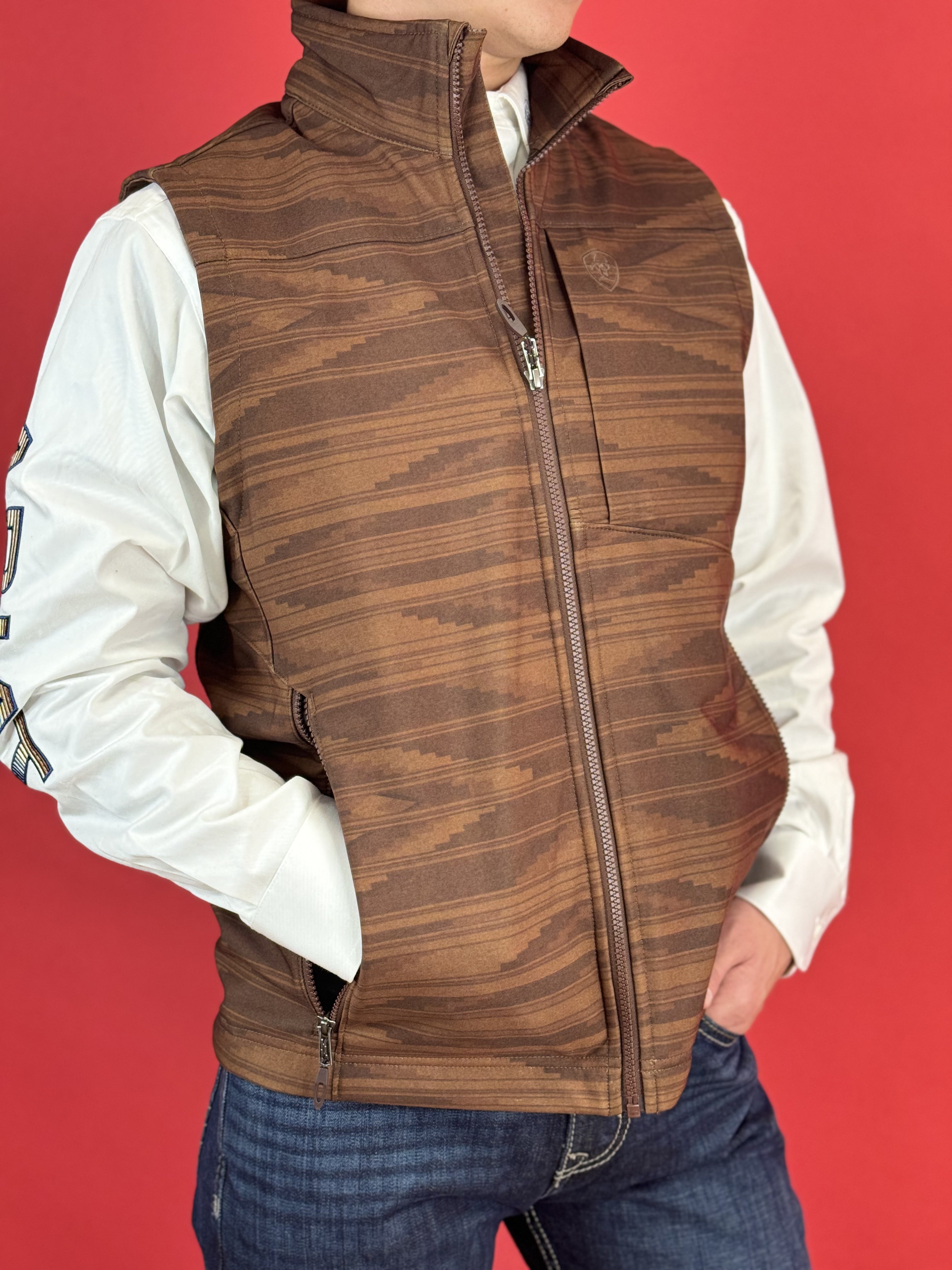 ARIAT Logo 2.0 Chimayo Vest Shaved Chocolate