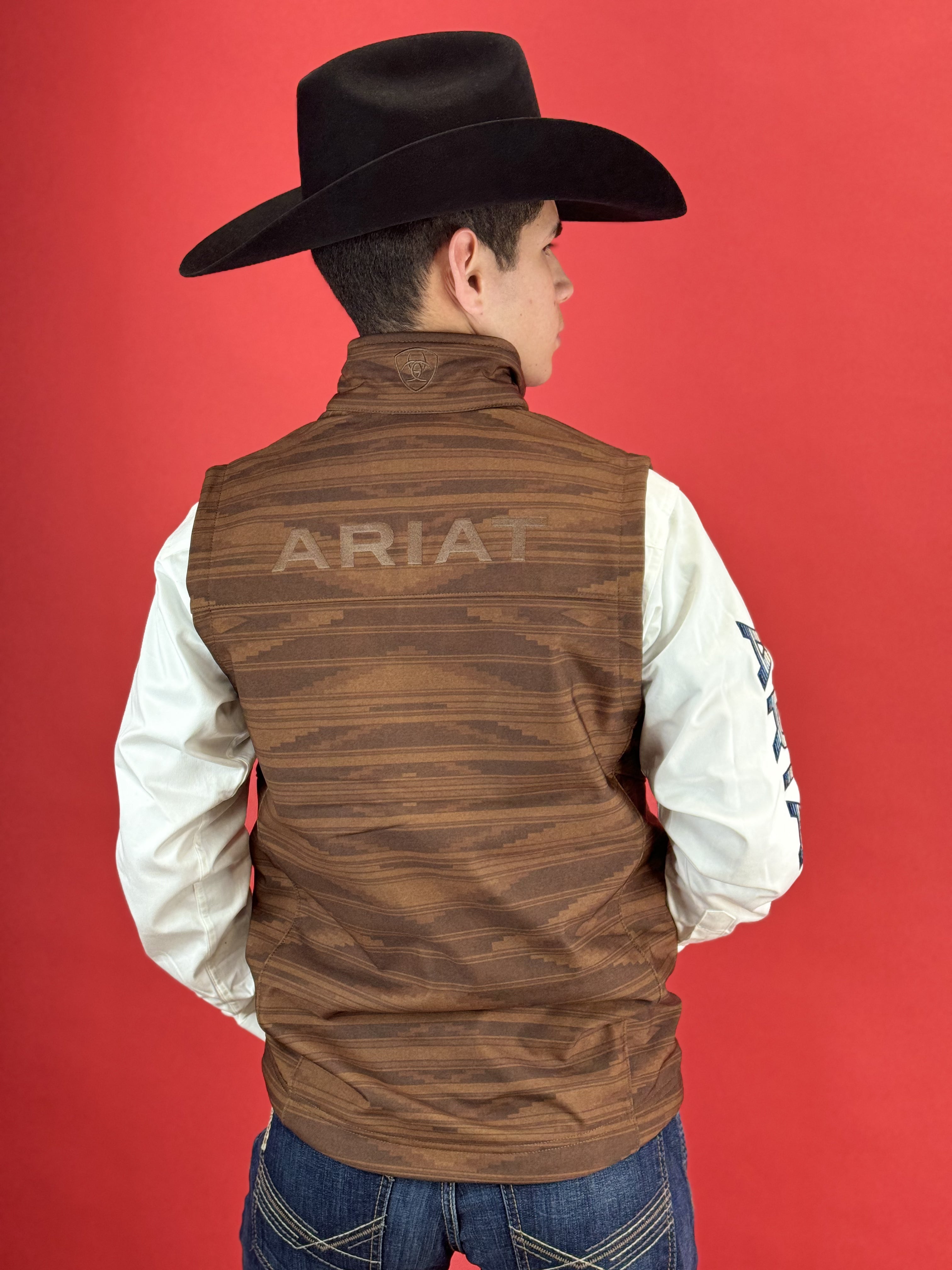 ARIAT Logo 2.0 Chimayo Vest Shaved Chocolate