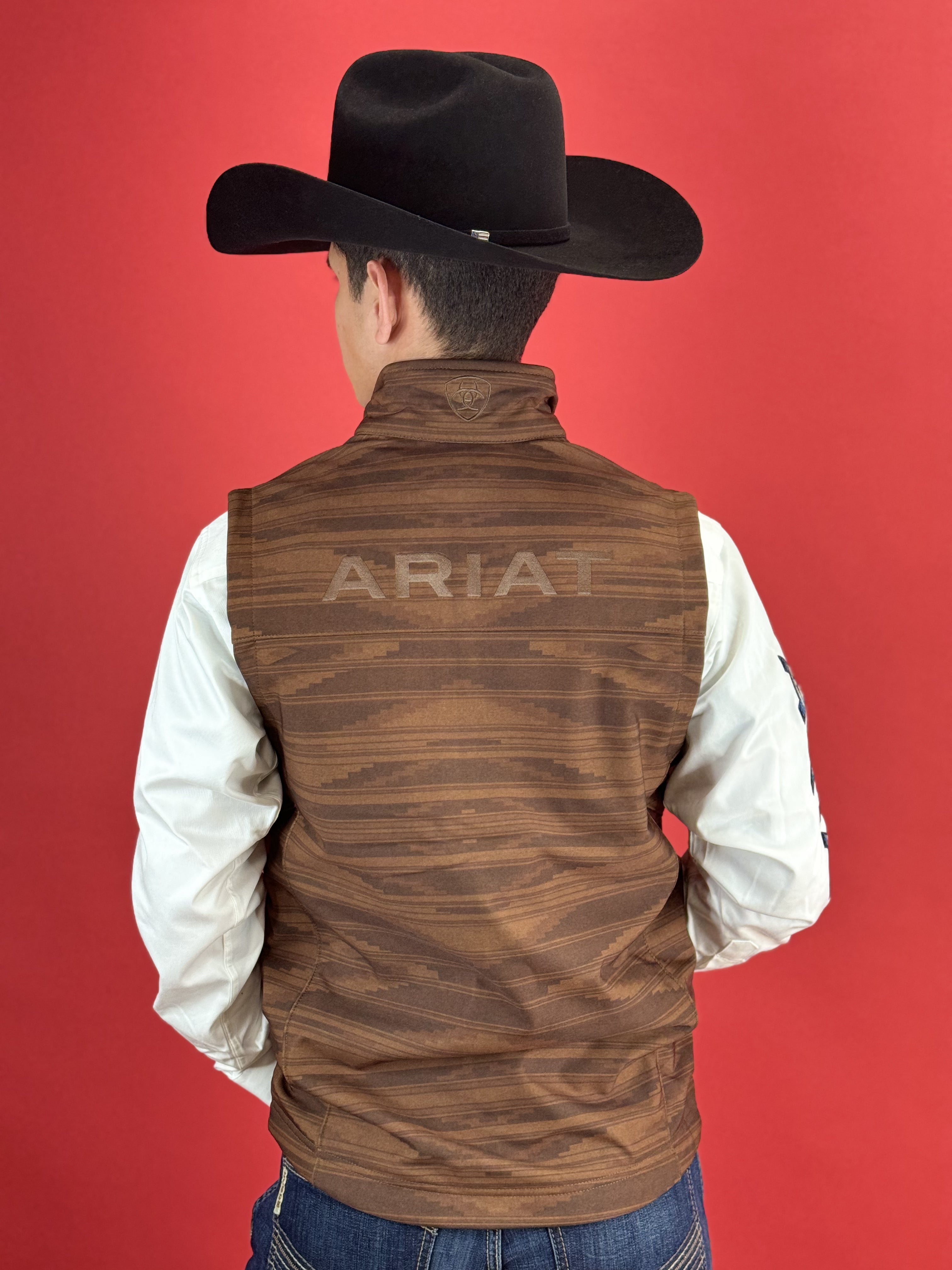 ARIAT Logo 2.0 Chimayo Vest Shaved Chocolate