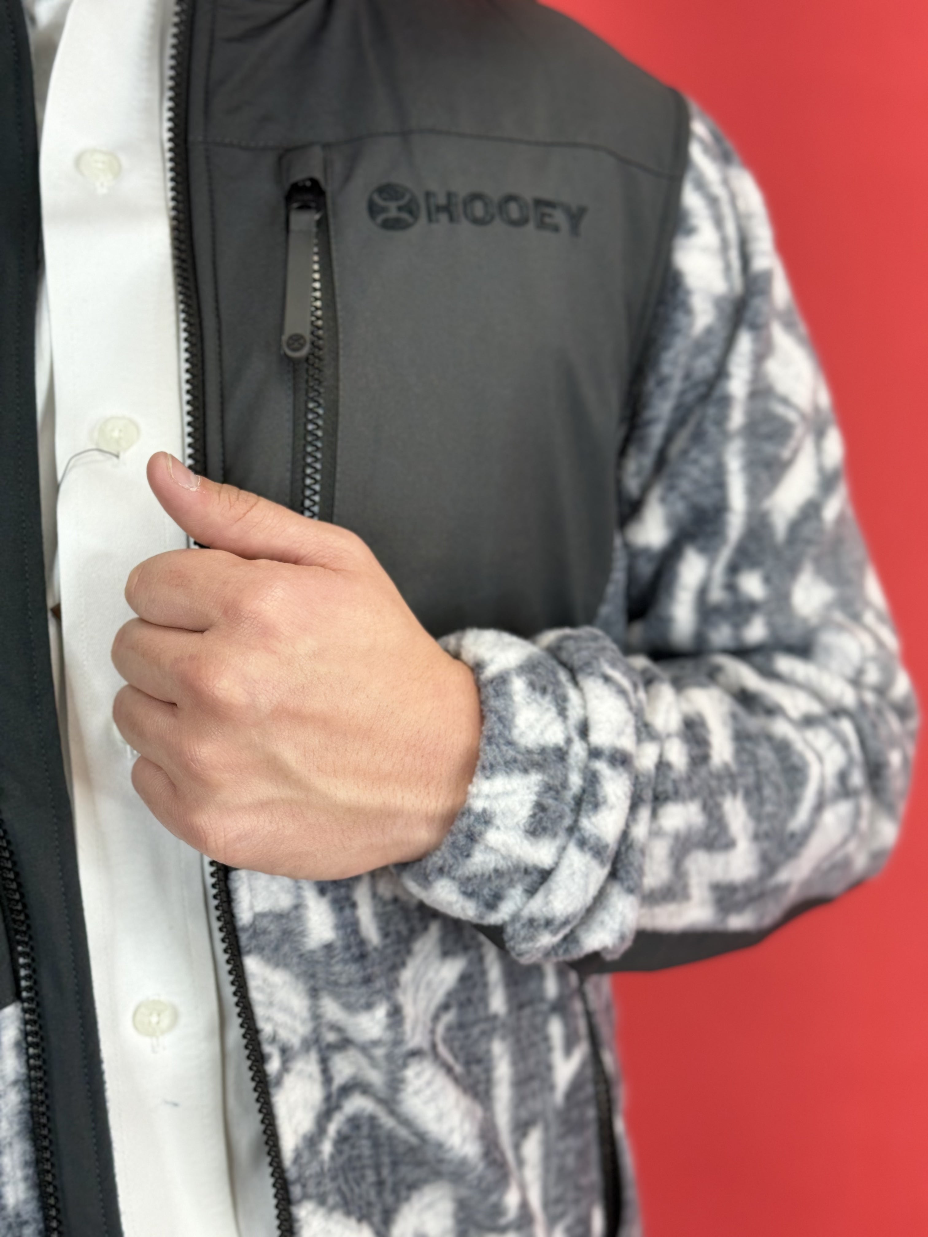 Chaqueta Hooey® para hombre Tech Fleece Charcoal con textura azteca gris