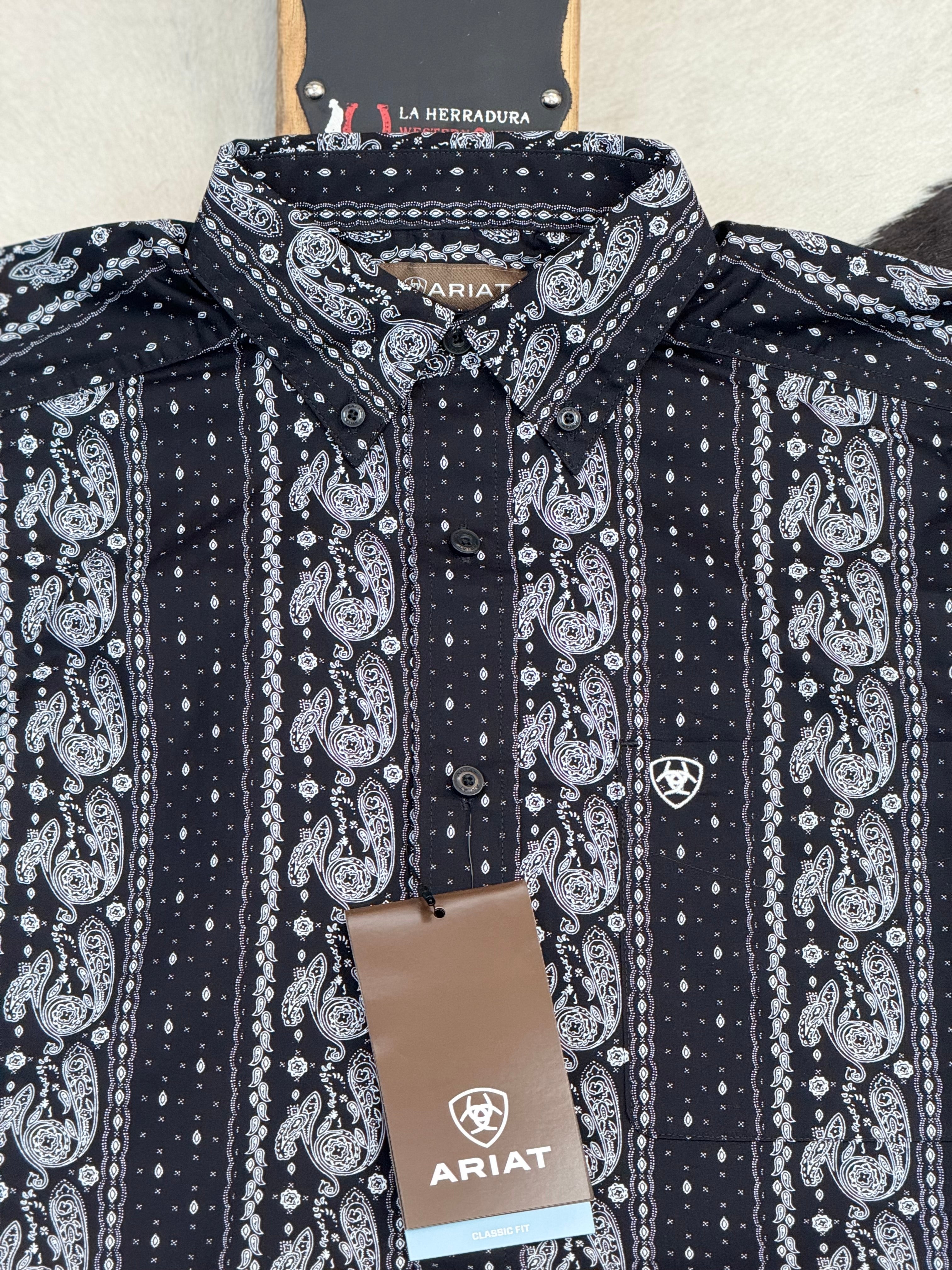 ARIAT JARED BLACK BANDANA LONG SLEEVE SHIRT