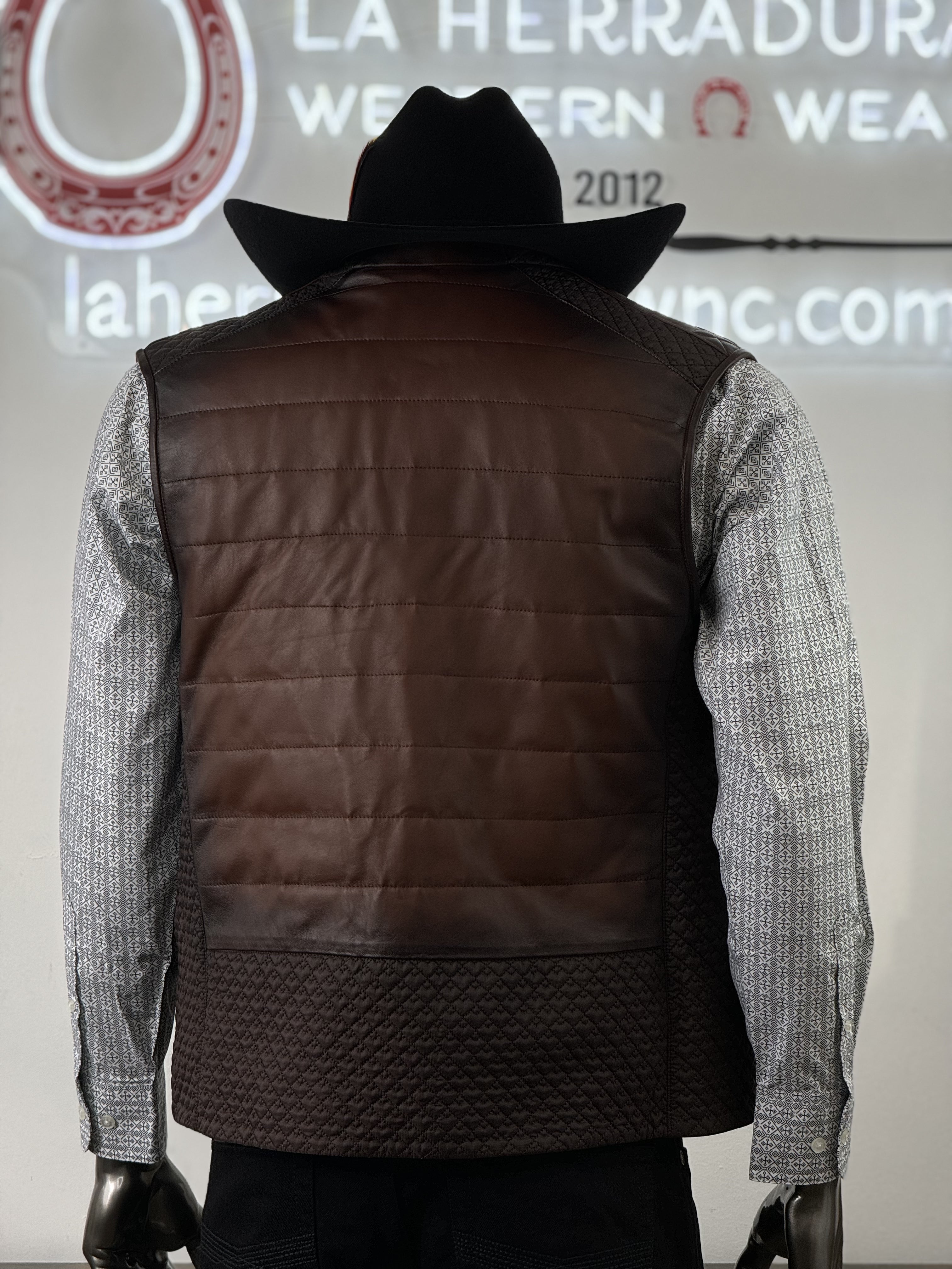 Cuadra Mens chaleco cordero Victor Flores cafe zipper