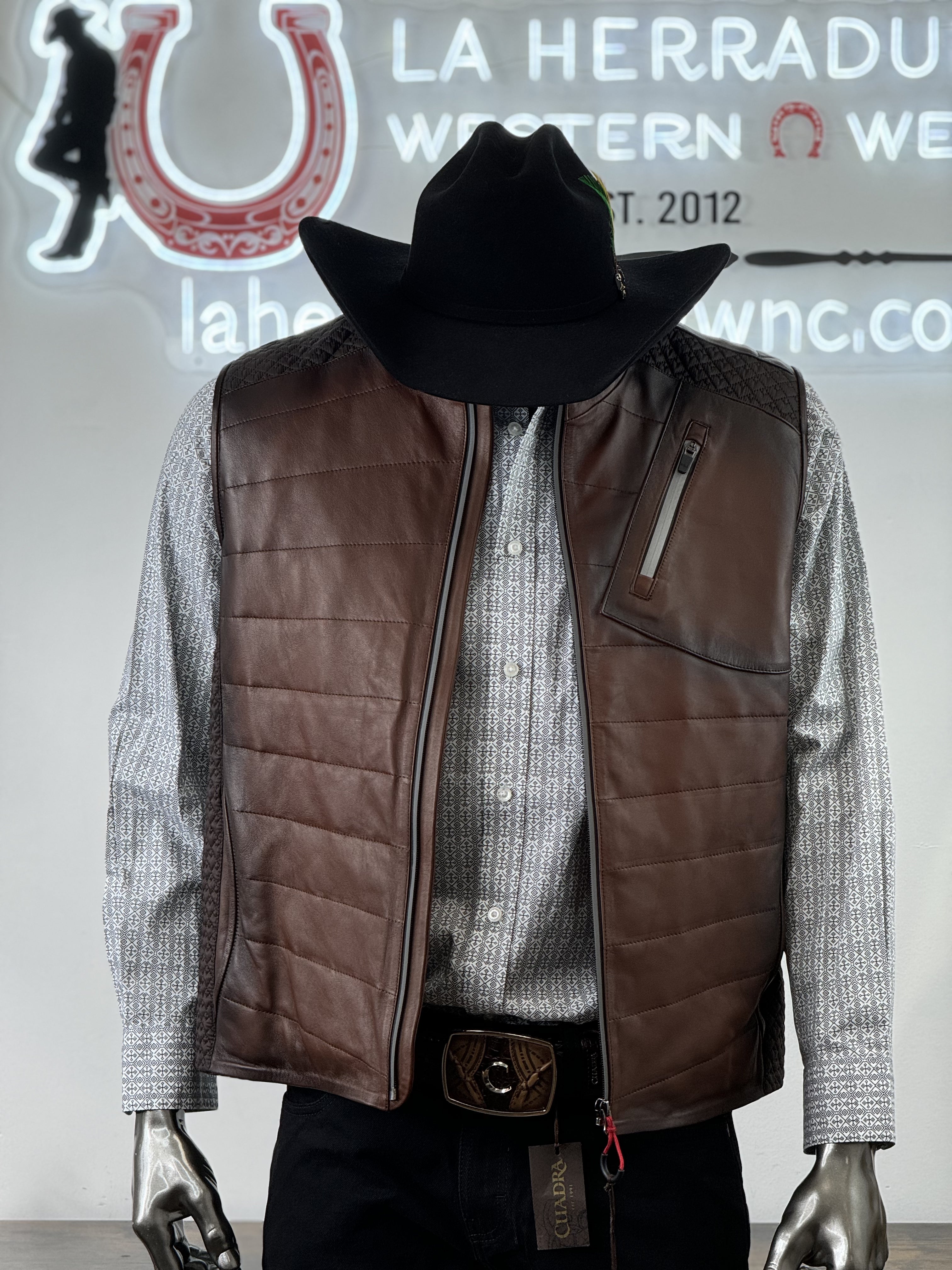 Cuadra Mens chaleco cordero Victor Flores cafe zipper